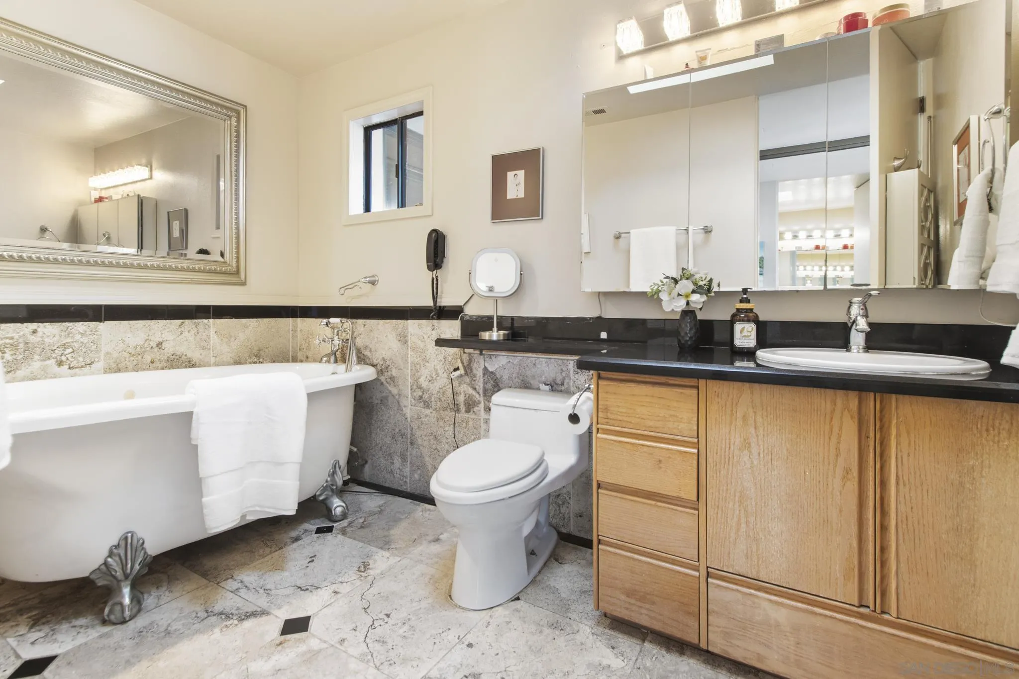 https://cdn.realtyfeed.com/cdn/127/260022315/ea5bd059253a291f9888fd51ca8e9d6c.webp