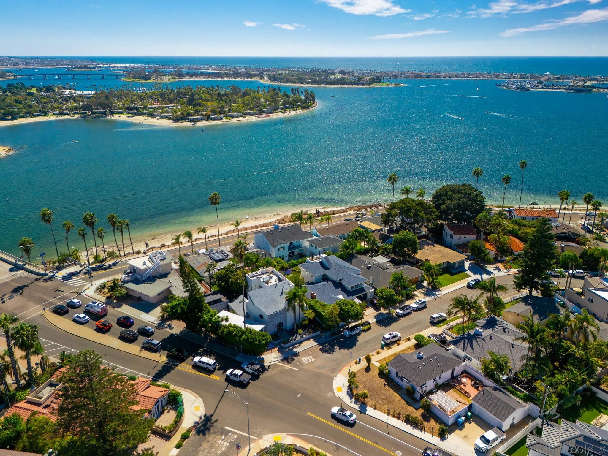 https://cdn.realtyfeed.com/cdn/127/260022315/f54450be9e0fa82a13dcd5dd26262533.webp
