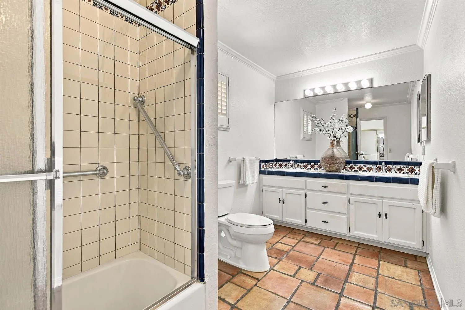 https://cdn.realtyfeed.com/cdn/127/260022318/4cfb48769dc363ef1dafbdac619c3985.webp