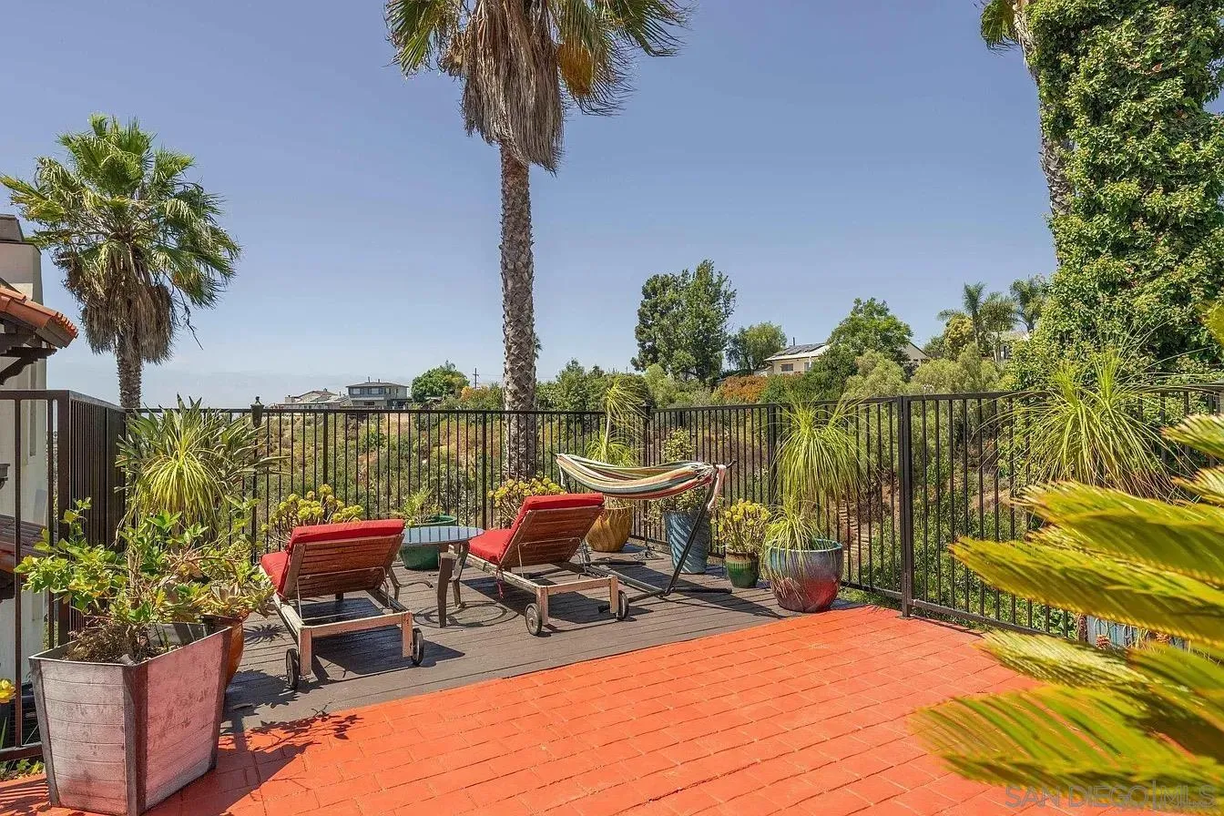 https://cdn.realtyfeed.com/cdn/127/260022319/09bba2607e870043934e62e24cb87176.webp