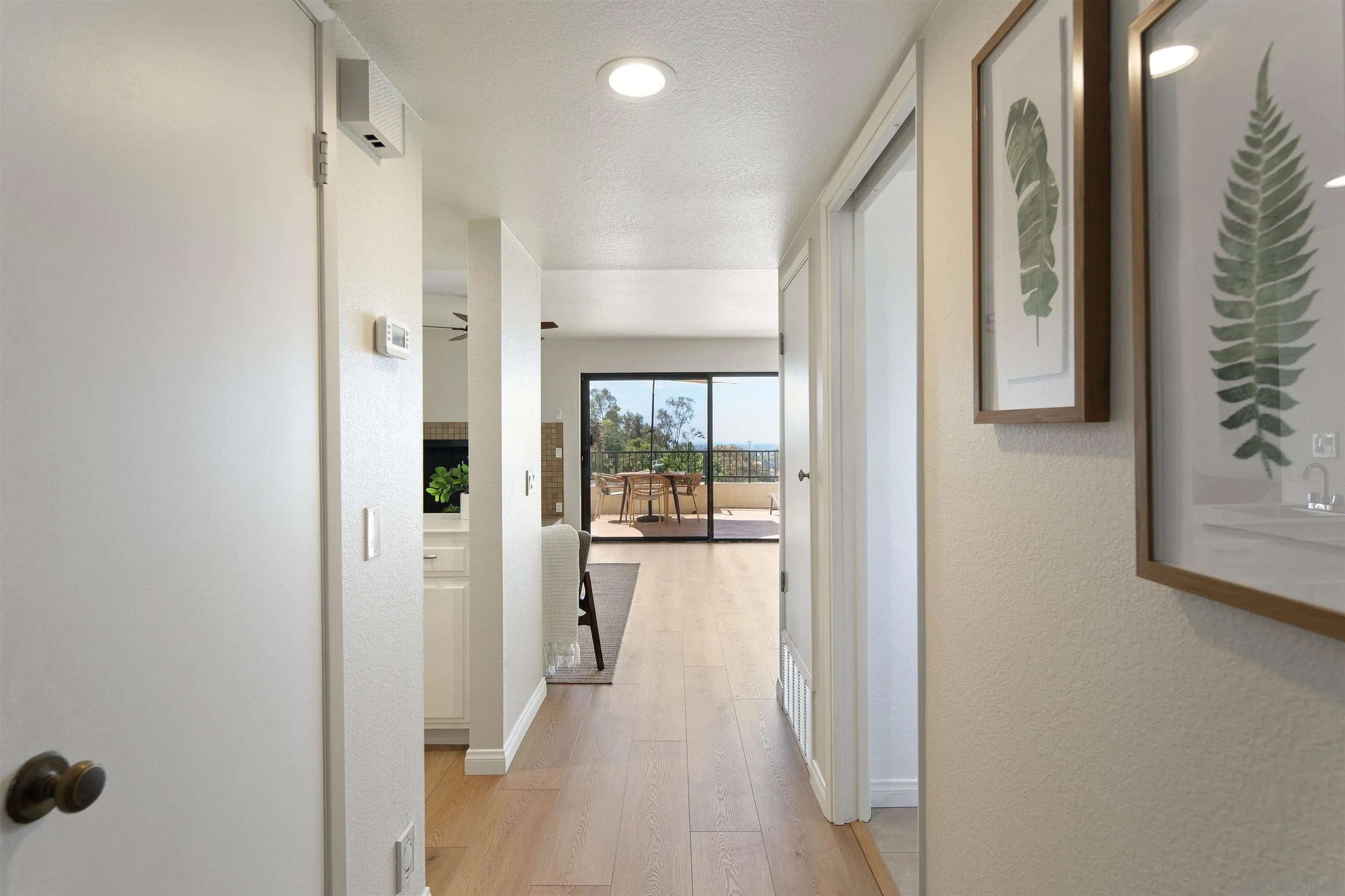 https://cdn.realtyfeed.com/cdn/127/260022319/1b9c9515bbd3ae63f49d874eb7371d26.webp