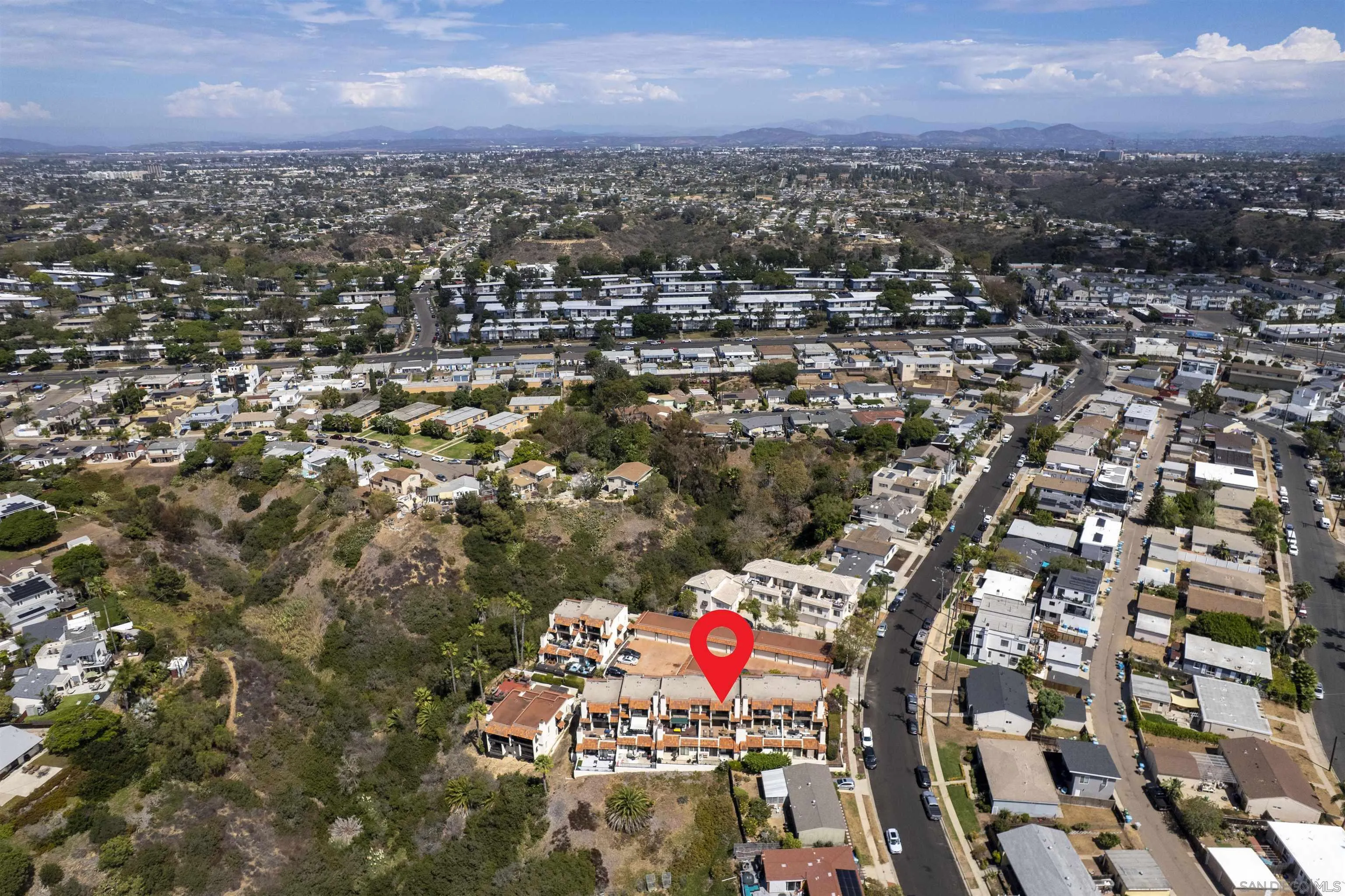 https://cdn.realtyfeed.com/cdn/127/260022319/1ed0a1d0ee9eb63681ca767709cd121b.webp