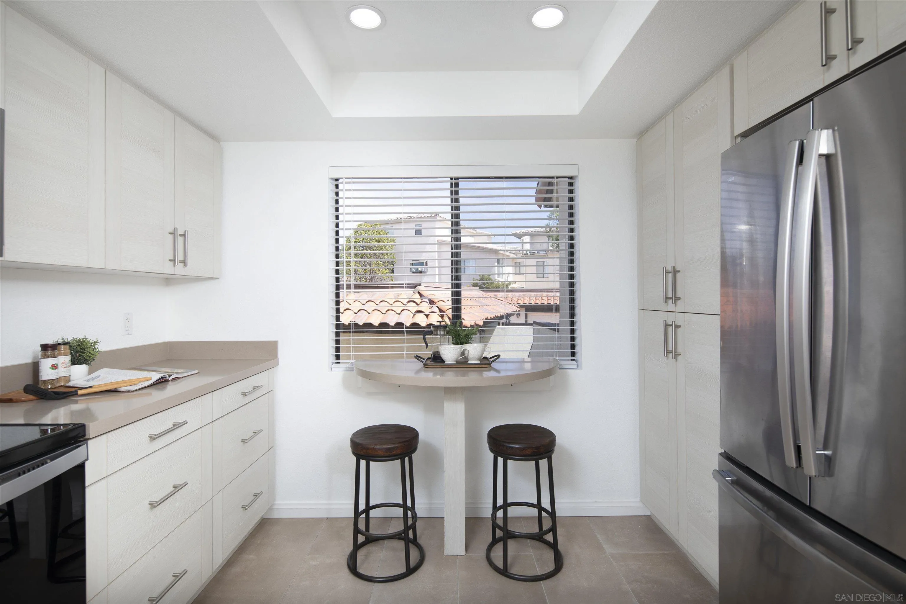 https://cdn.realtyfeed.com/cdn/127/260022319/2def0ff3b57d4494b15f385cc3936940.webp