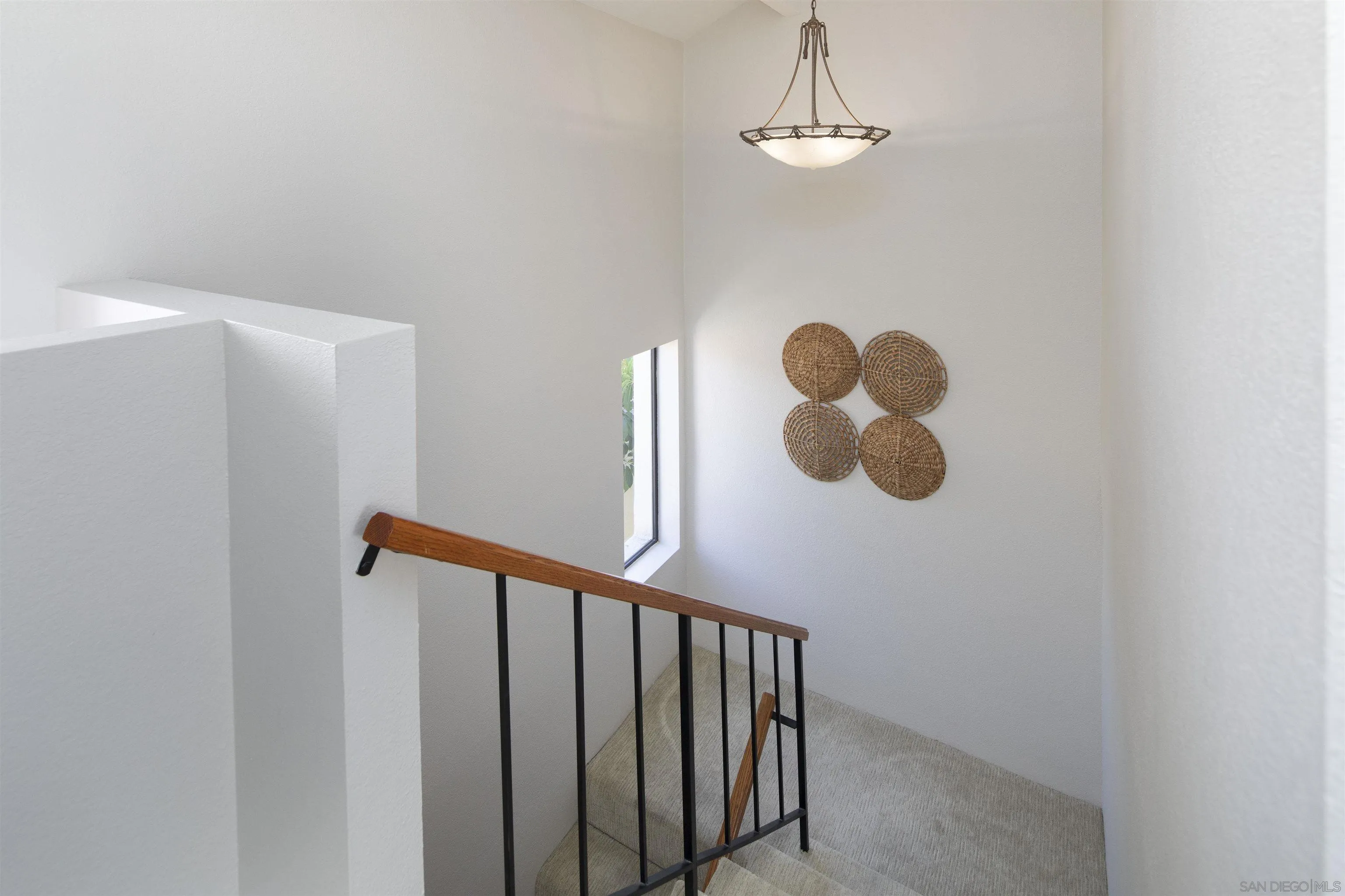 https://cdn.realtyfeed.com/cdn/127/260022319/e54aa2453a729ff5842835040138f050.webp