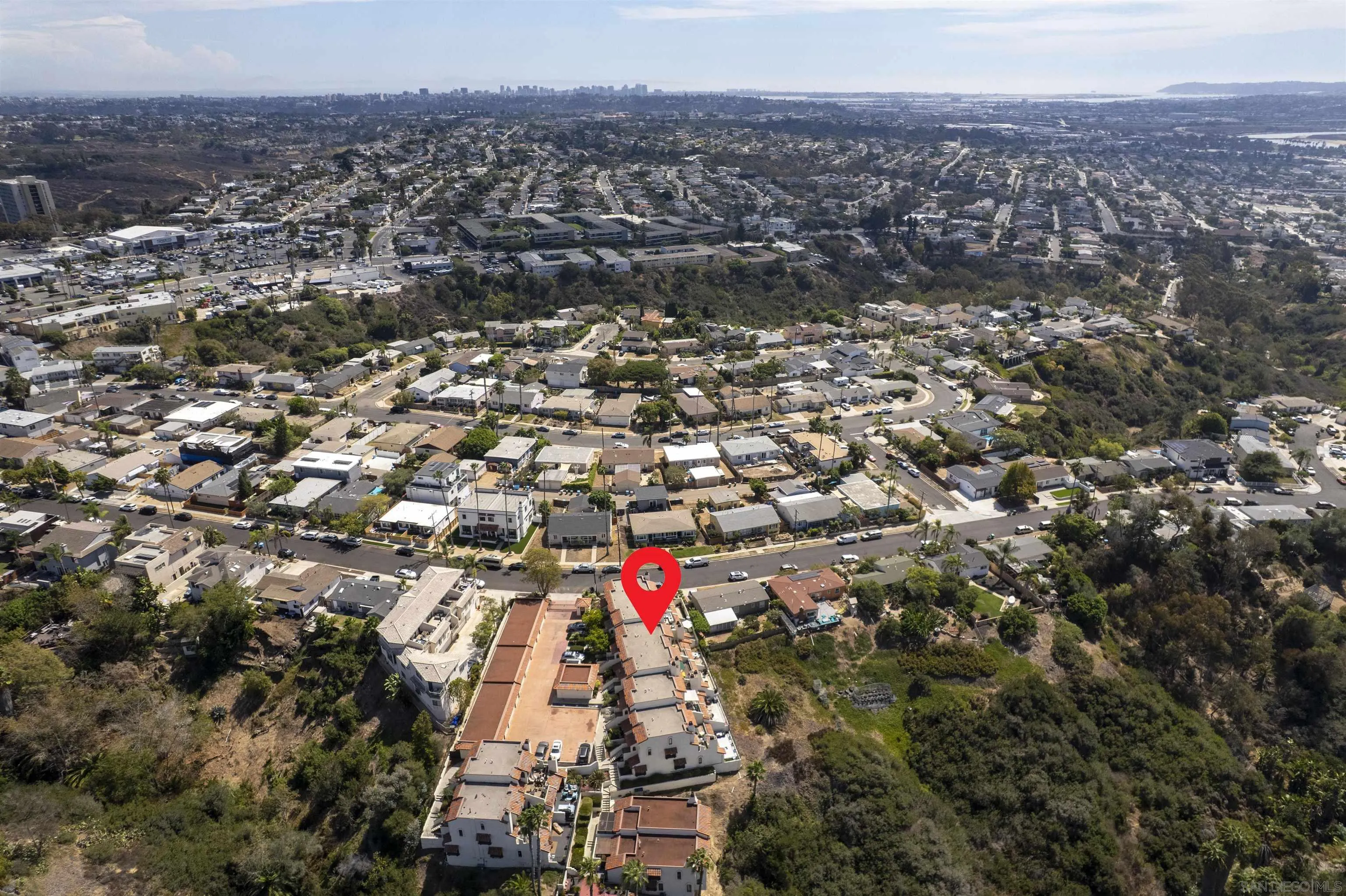 https://cdn.realtyfeed.com/cdn/127/260022319/f573eda546501abcddf13f95ef270cab.webp