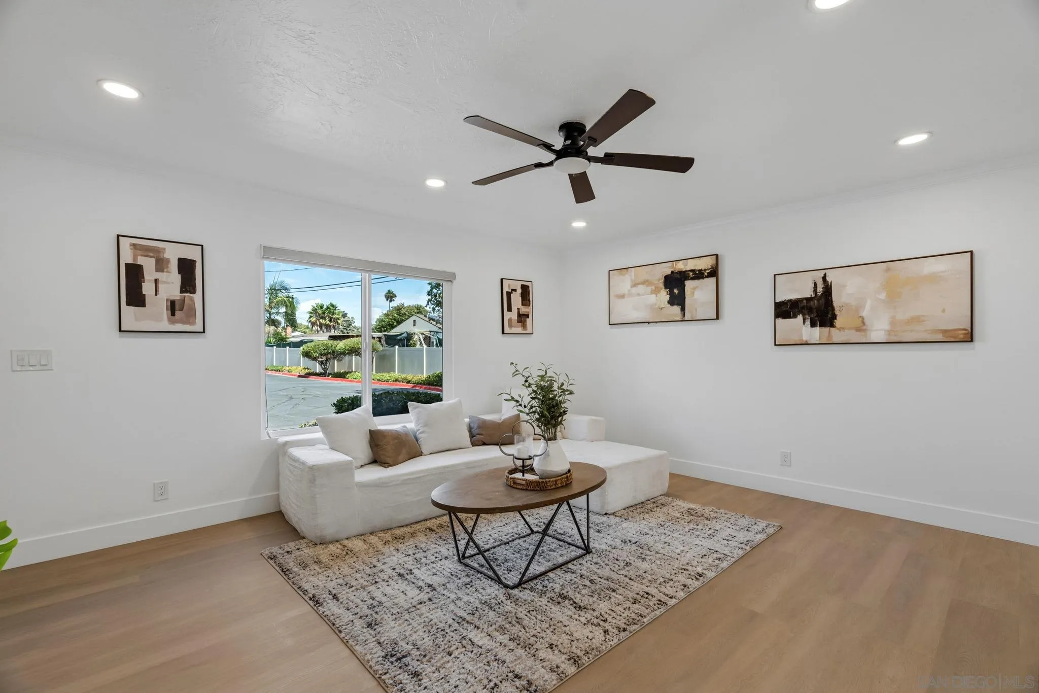https://cdn.realtyfeed.com/cdn/127/260022325/07d1870b45ceb84b7d6ff390aaa599dd.webp