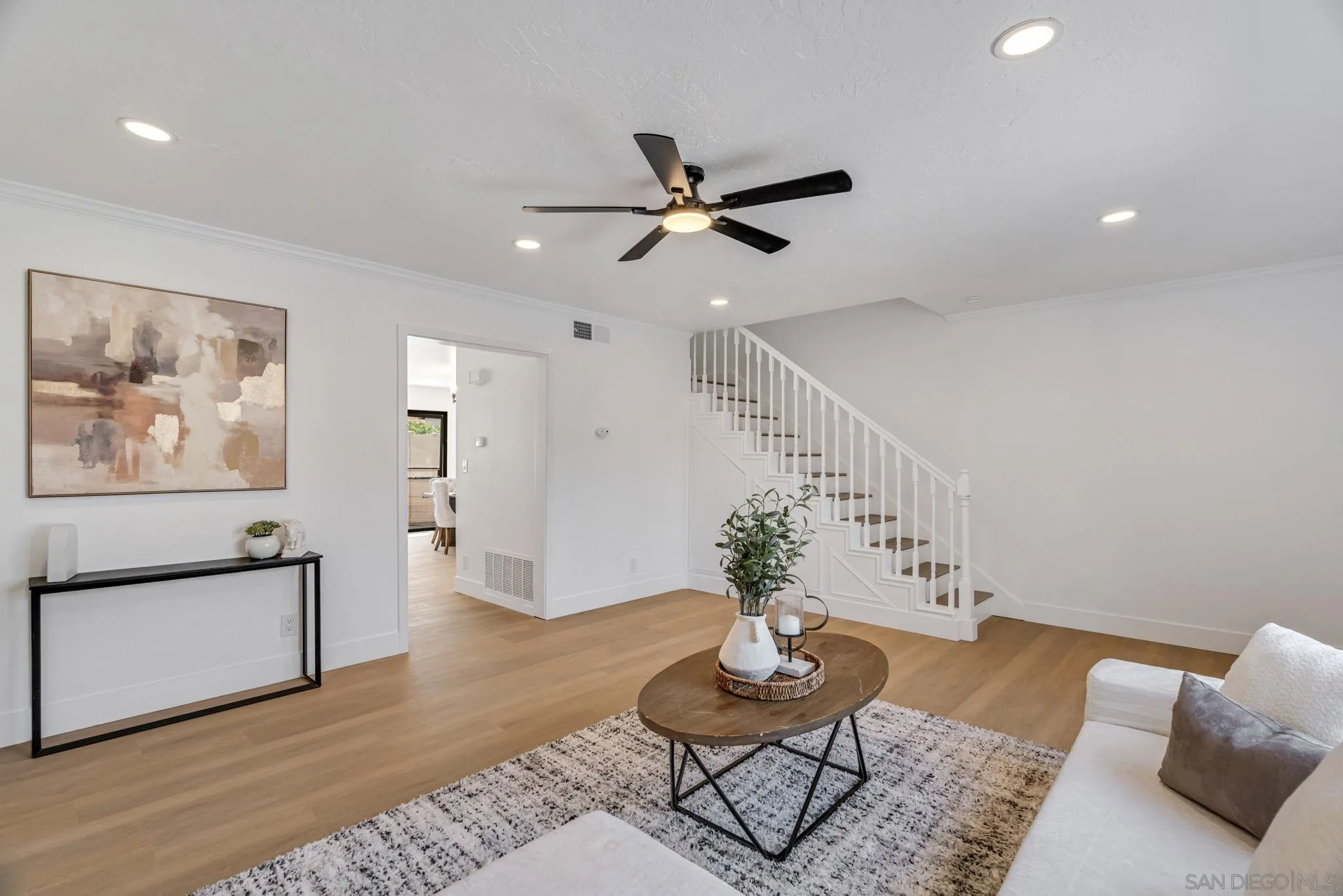 https://cdn.realtyfeed.com/cdn/127/260022325/8009bf78f3277a609de887cda74058c6.webp