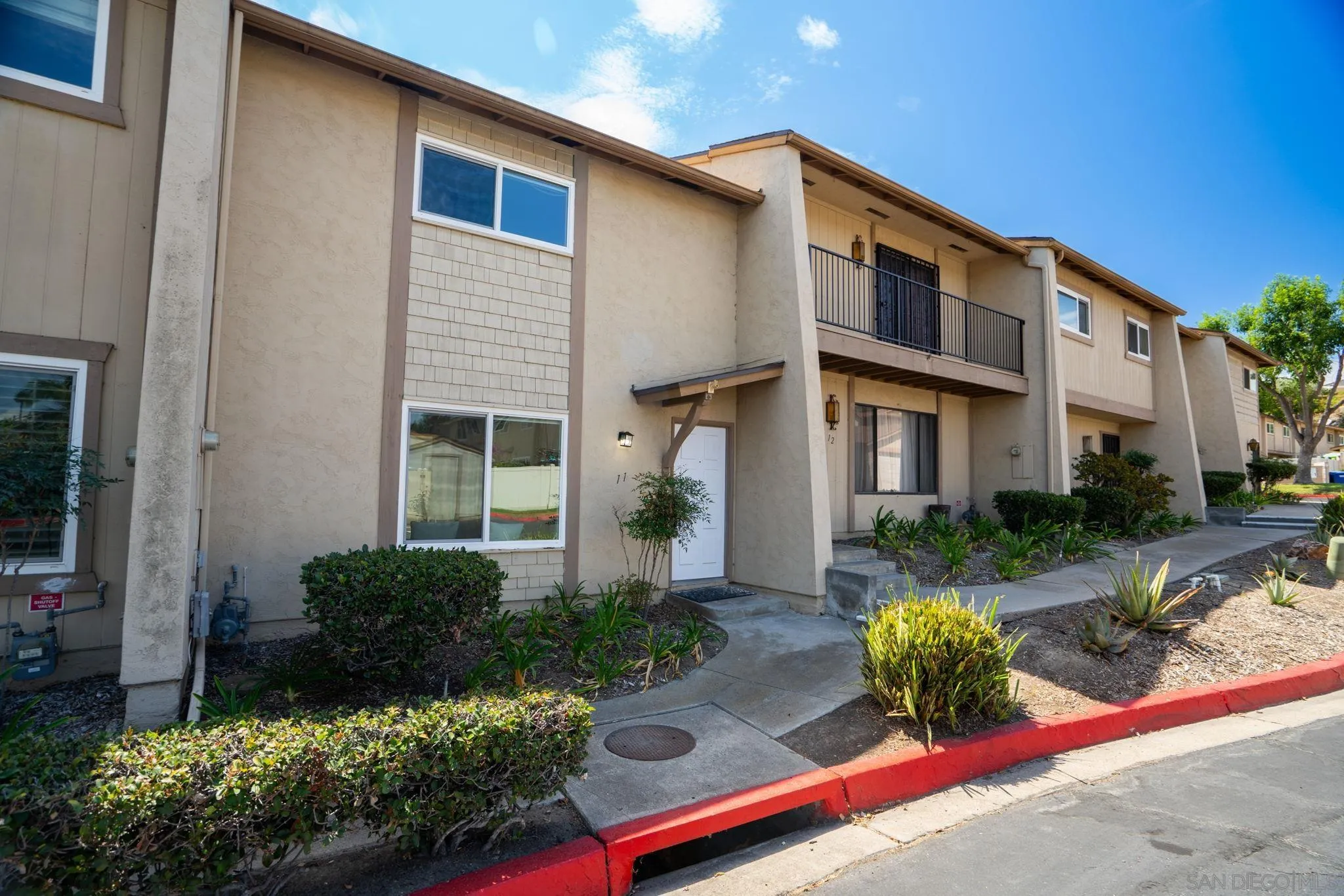 https://cdn.realtyfeed.com/cdn/127/260022325/d10a205de74cdb637b4cf7c816e9cac9.webp