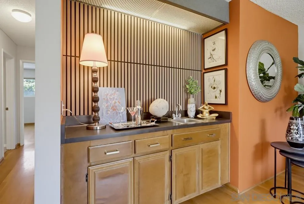 https://cdn.realtyfeed.com/cdn/127/260022327/3cd844e510d0ee5b6cd6f013a206ce72.webp