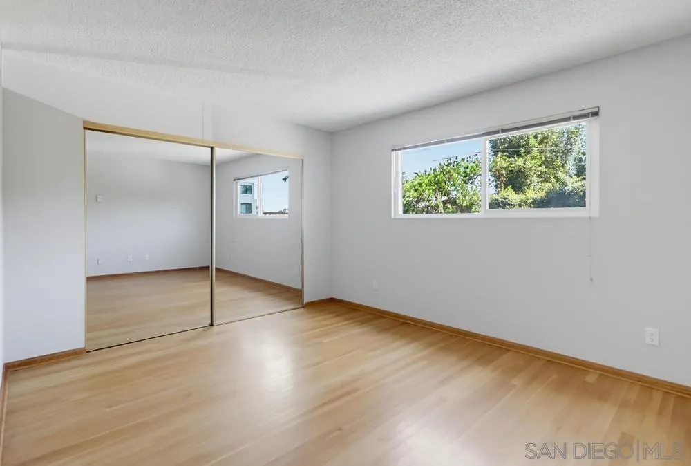 https://cdn.realtyfeed.com/cdn/127/260022327/47cb8faed6fda7c9851145bbf81bffd5.webp
