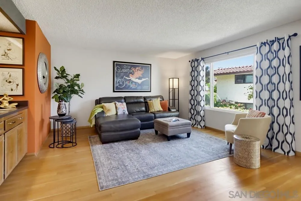 https://cdn.realtyfeed.com/cdn/127/260022327/6e581b92a917ce1979579649e92bf72f.webp