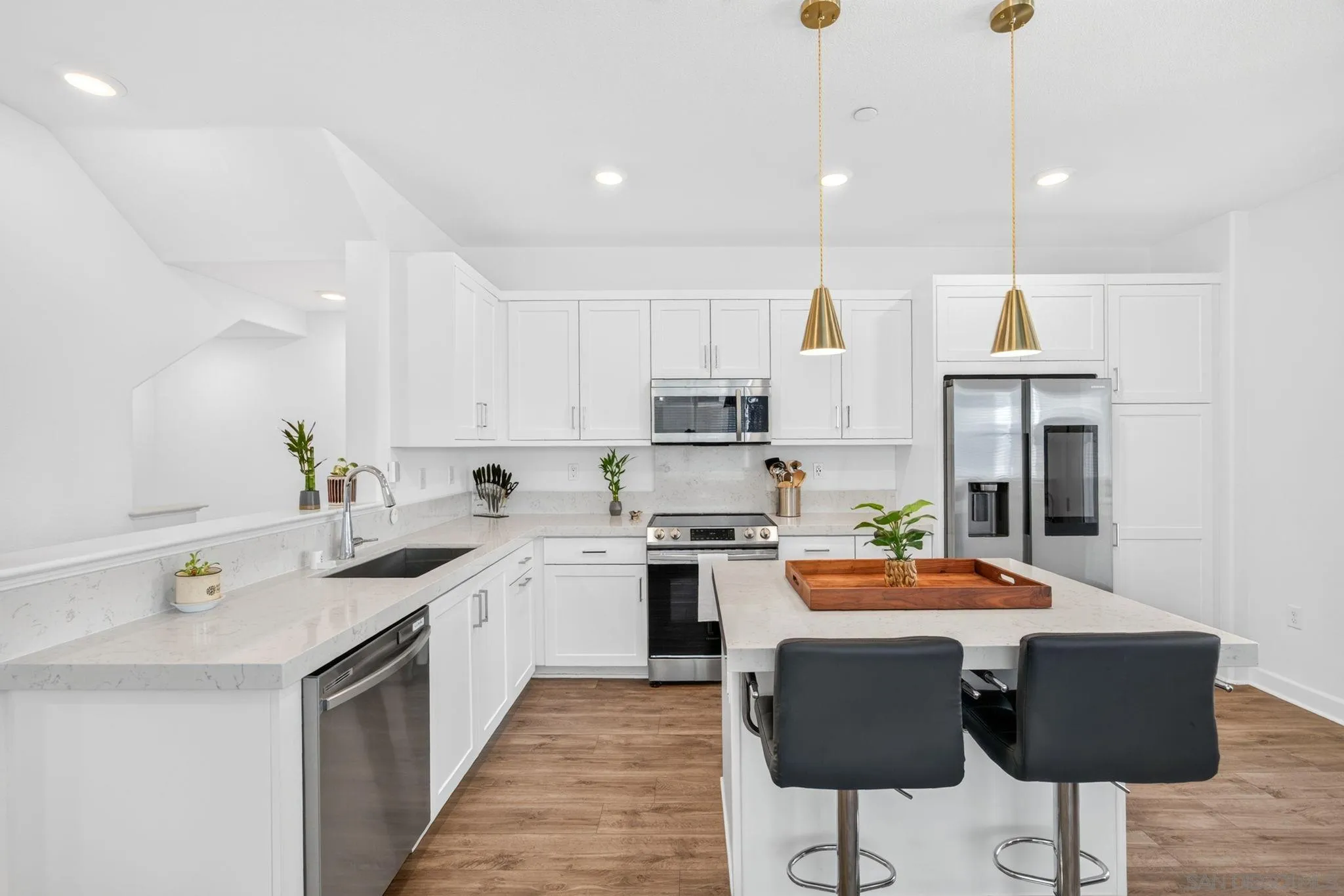 804 Makani St 2