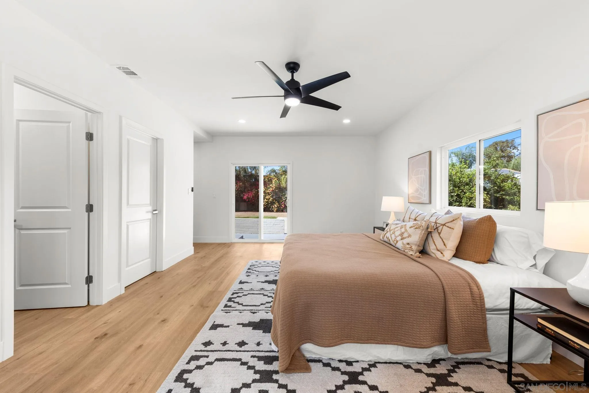 https://cdn.realtyfeed.com/cdn/127/260022339/02e9e4b5e652b7cd01dee139afa50b78.webp