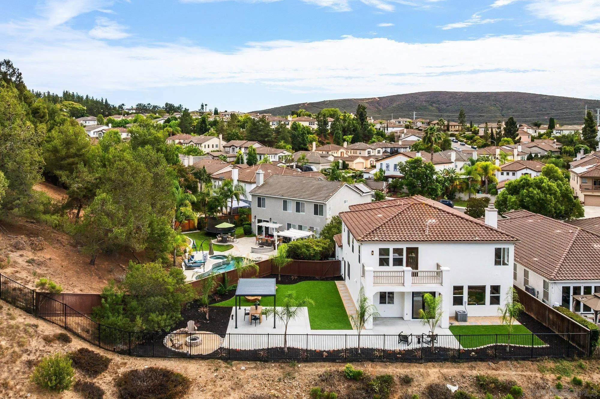 https://cdn.realtyfeed.com/cdn/127/260022340/03a8a82fa243c392496450120a8c963a.webp