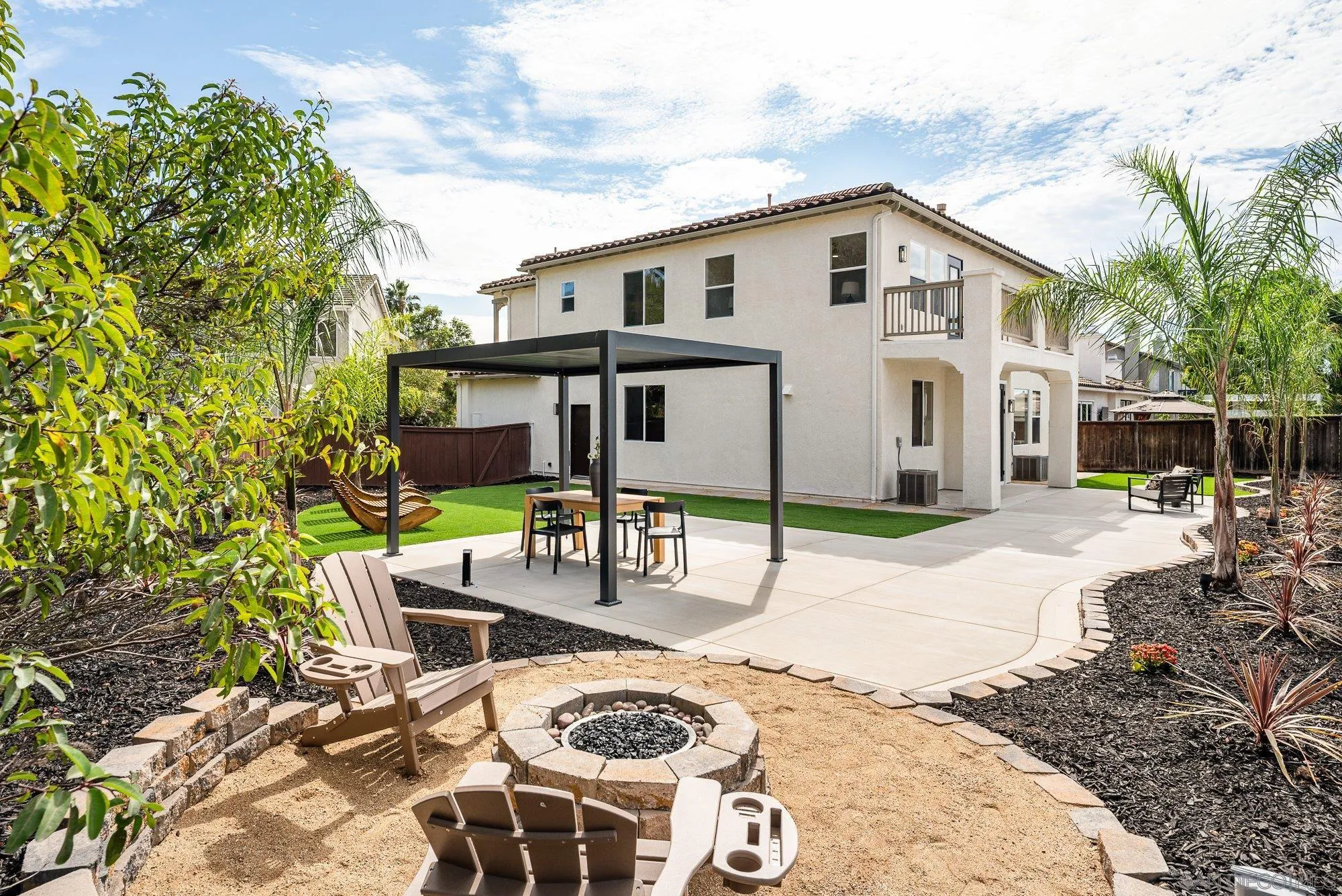 https://cdn.realtyfeed.com/cdn/127/260022340/e80ea846596d83b77d096520d46ad3d5.webp