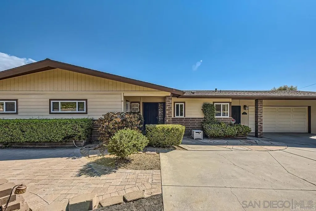 https://cdn.realtyfeed.com/cdn/127/260022341/8a26be81c77f1c67541a15f18e3348e1.webp