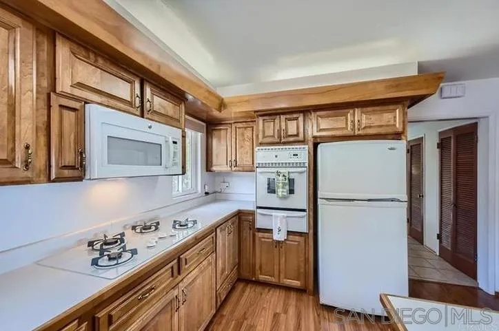 https://cdn.realtyfeed.com/cdn/127/260022341/d8c9779df84a64f85dc804f6488910db.webp