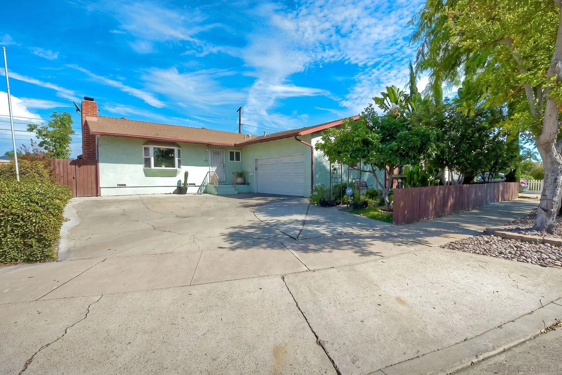 587 Wayne, El Cajon, CA 92021 - Main photo, El Cajon, CA