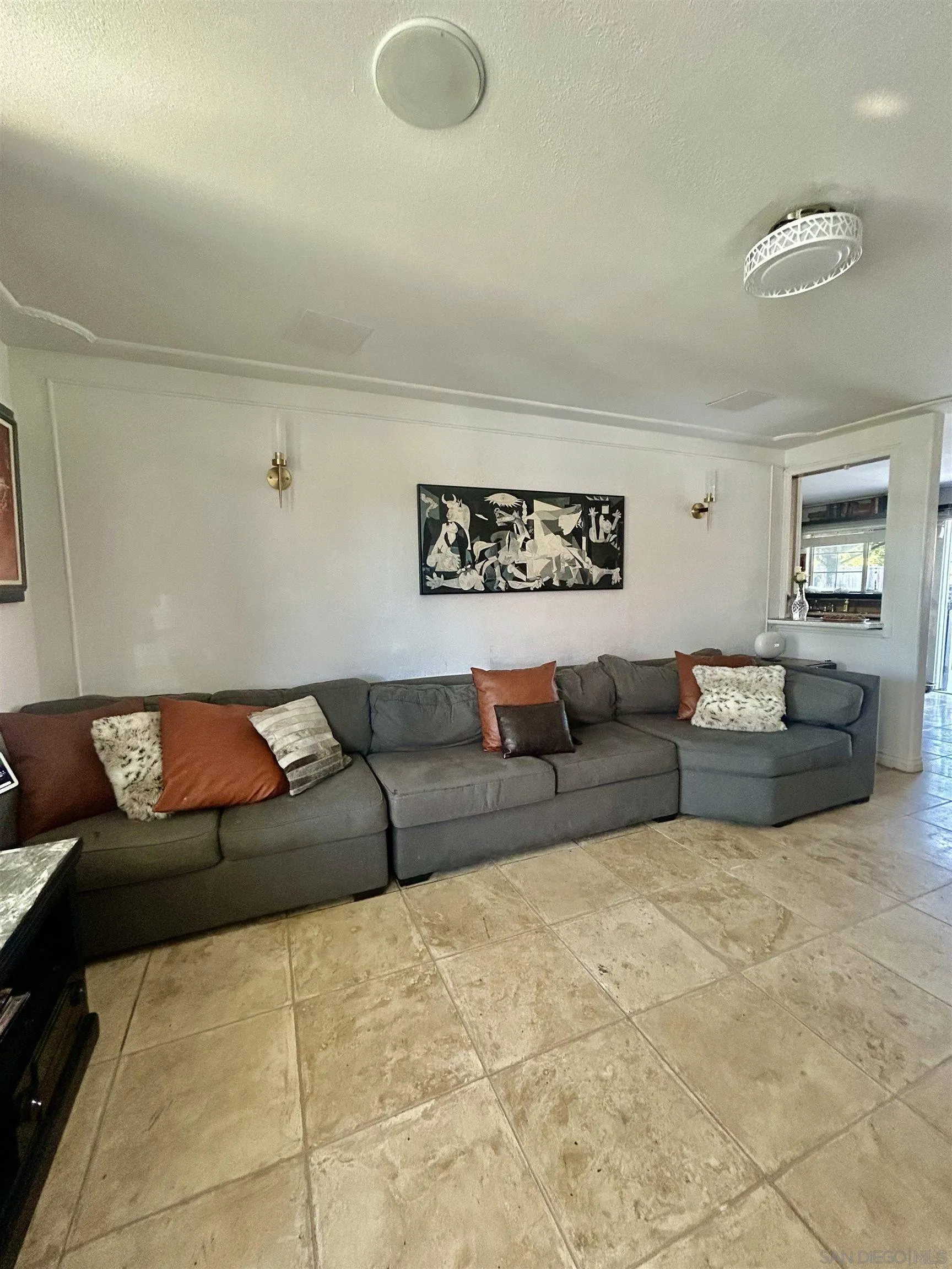 10979 Salinas Way, San diego, CA 92126 - Photo 4 of 24, San Diego, CA