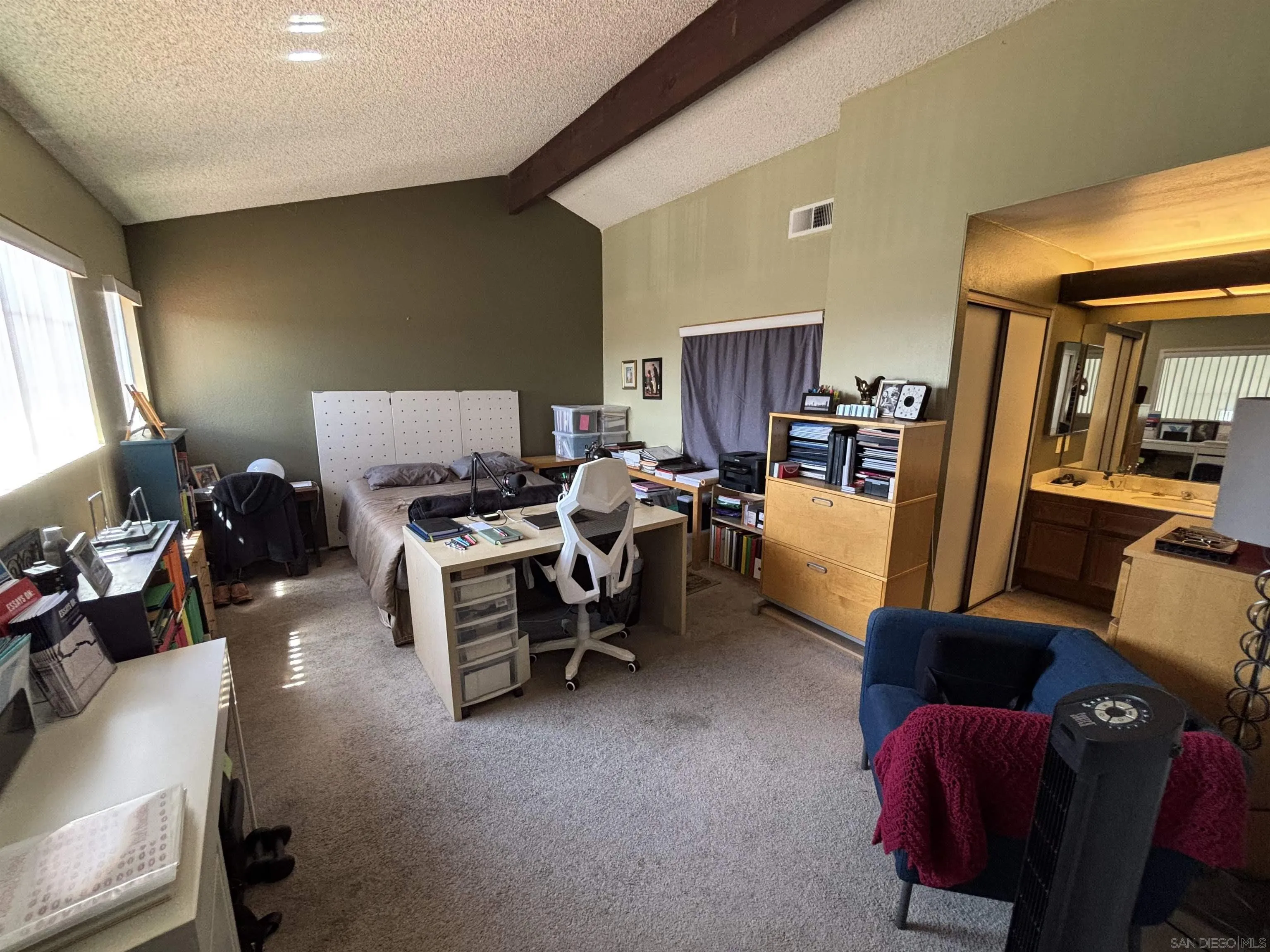https://cdn.realtyfeed.com/cdn/127/260022346/96083fdd81b542783070a44ede43494f.webp