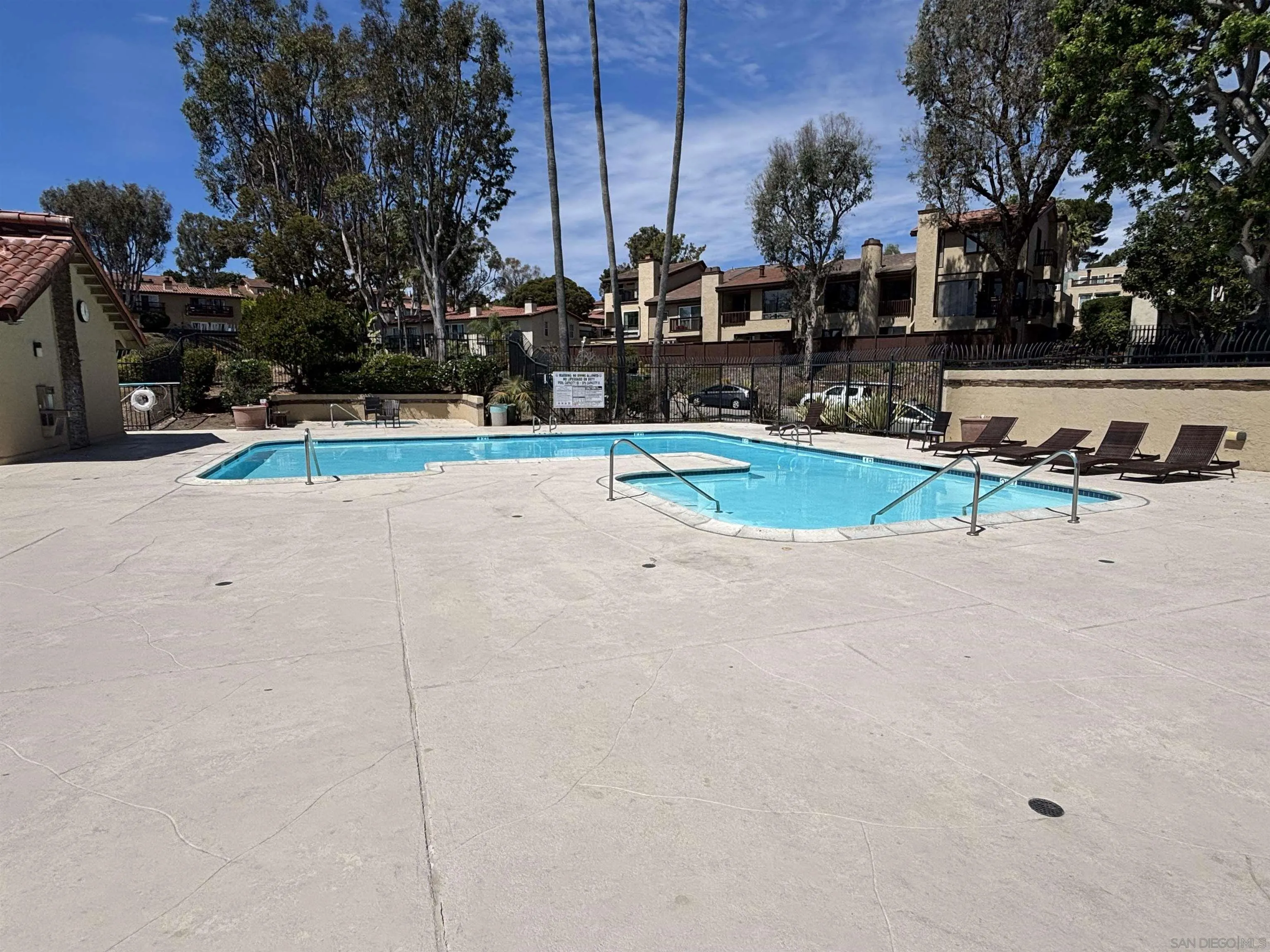 https://cdn.realtyfeed.com/cdn/127/260022346/9d157afa472b945639a9327bf2f4ded2.webp