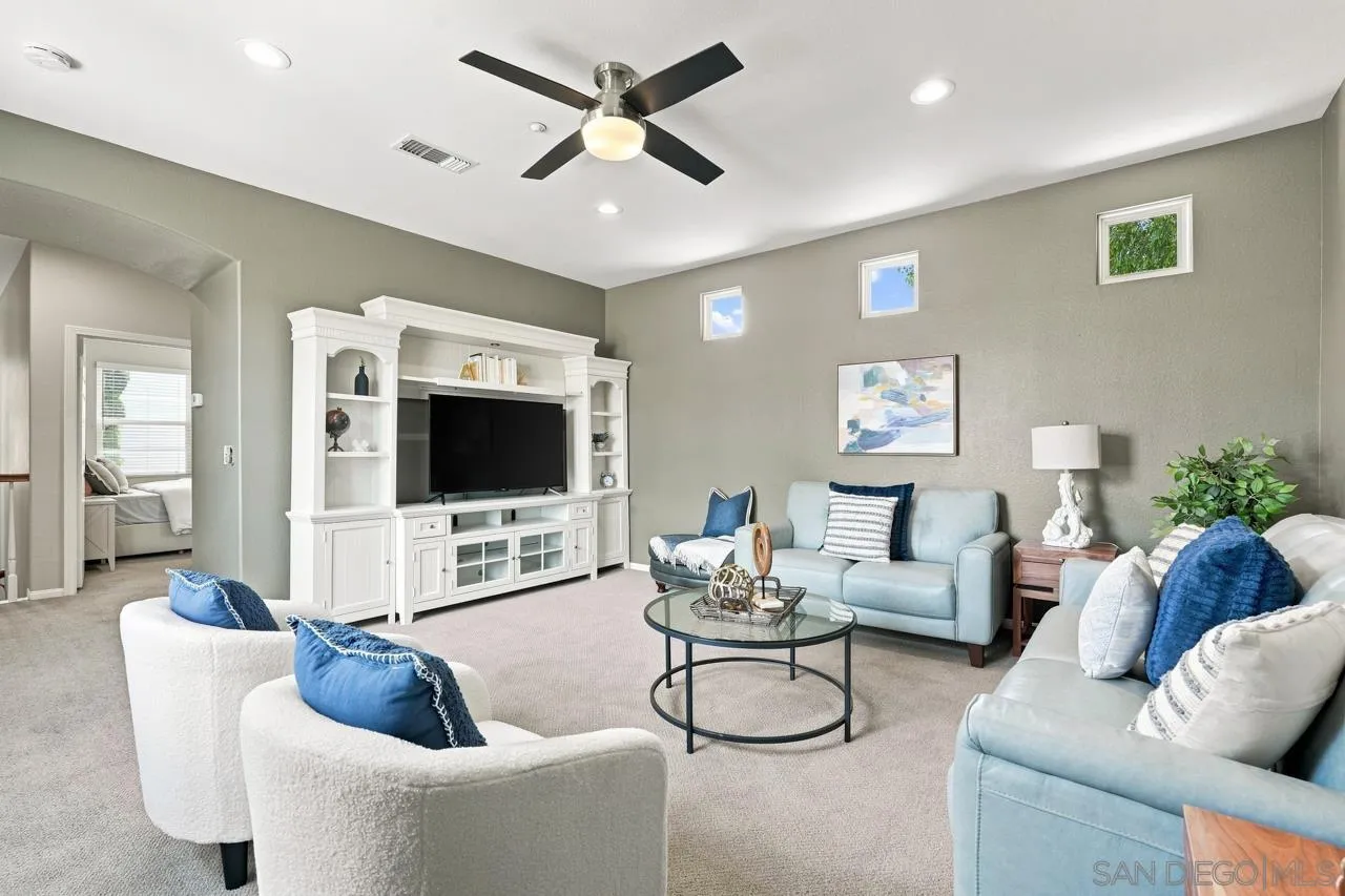 https://cdn.realtyfeed.com/cdn/127/260022353/14c74cbc70bbd7f57352ba6db4f472dc.webp