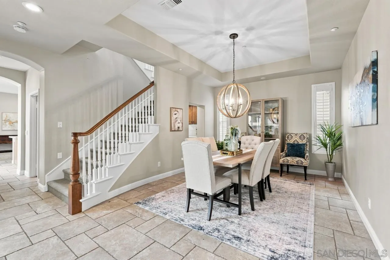 https://cdn.realtyfeed.com/cdn/127/260022353/24db7997f92e583ca1849e30cc6e1834.webp