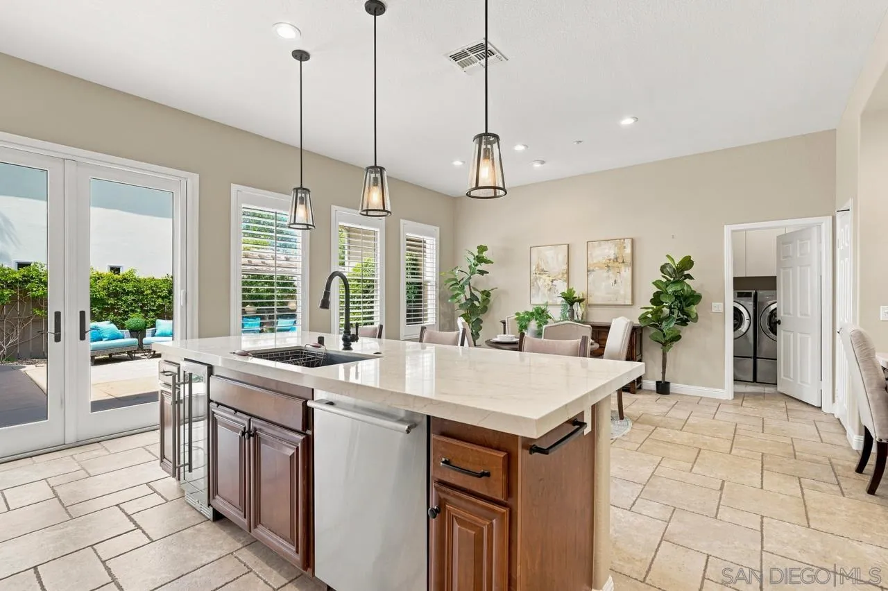 https://cdn.realtyfeed.com/cdn/127/260022353/4d366a5a559b4dfb7d1565e754d3ae91.webp