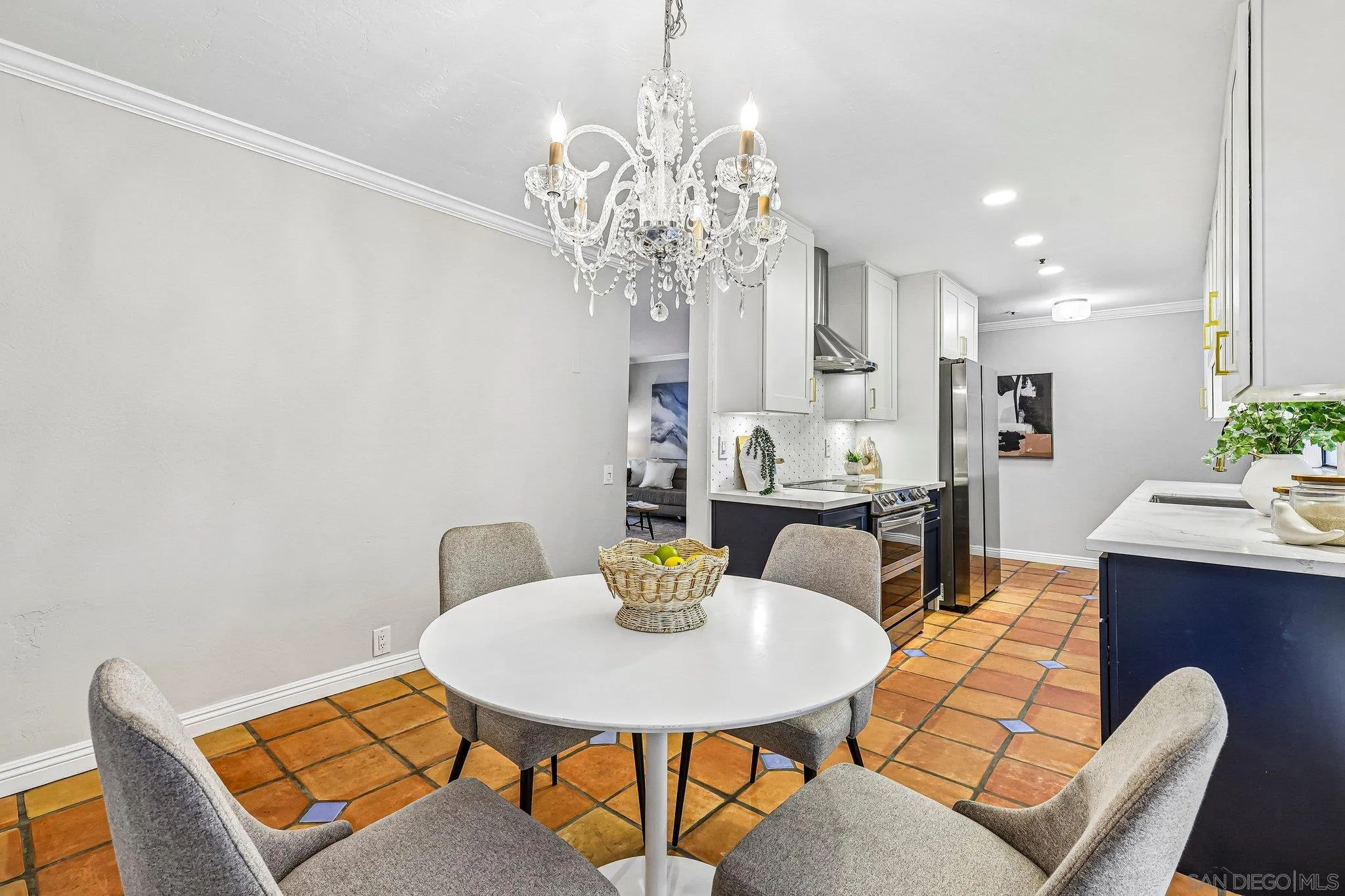 https://cdn.realtyfeed.com/cdn/127/260022358/4684c016a6d093e97adad2ef9e242a43.webp