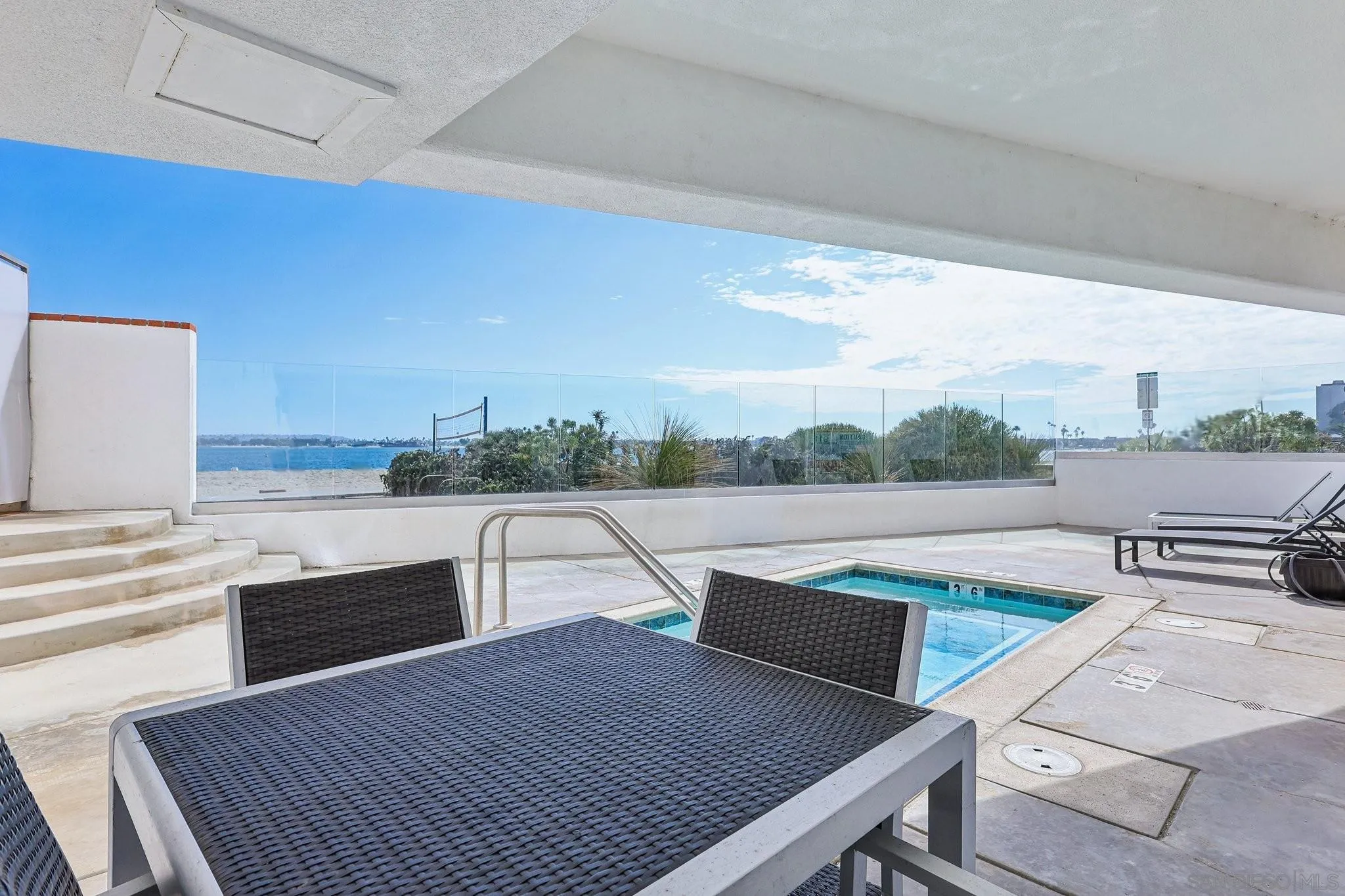 https://cdn.realtyfeed.com/cdn/127/260022358/72a9ac909d5229617be1dff235bc09bf.webp