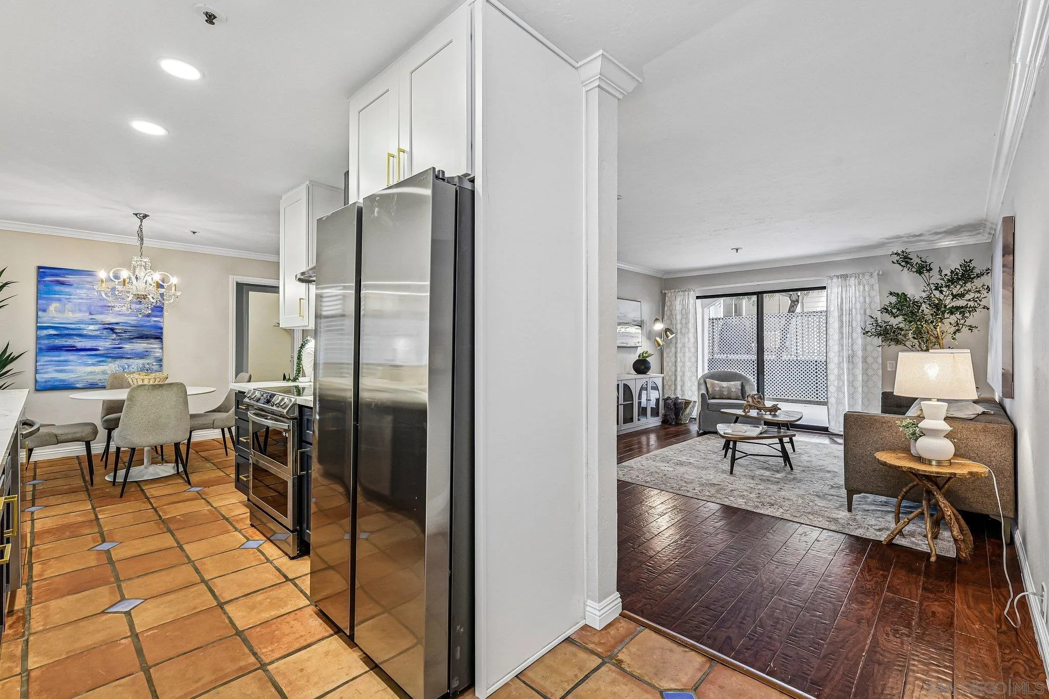 https://cdn.realtyfeed.com/cdn/127/260022358/747ce0cb2892b9f39c9663357496ba26.webp