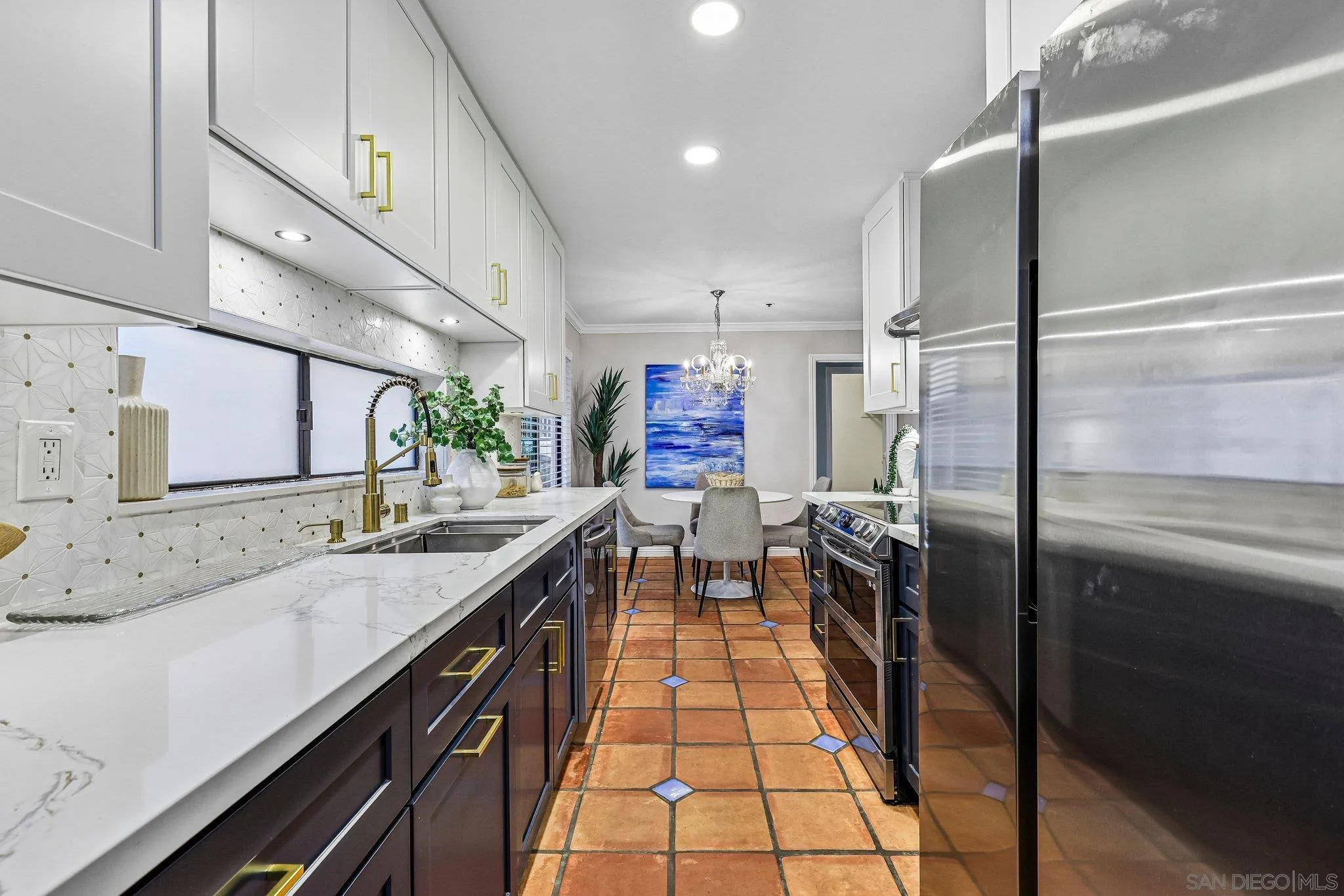 https://cdn.realtyfeed.com/cdn/127/260022358/8315a59f266ca89155a32610056cf7a8.webp