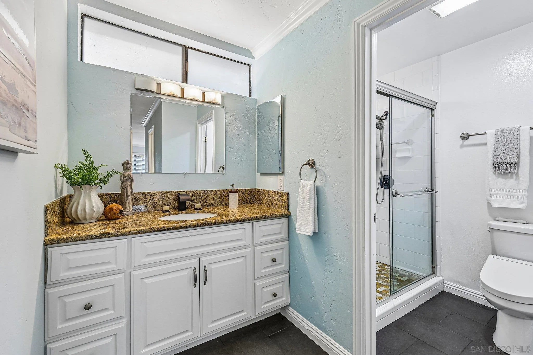 https://cdn.realtyfeed.com/cdn/127/260022358/c3b9845dc230e68027da218098921736.webp