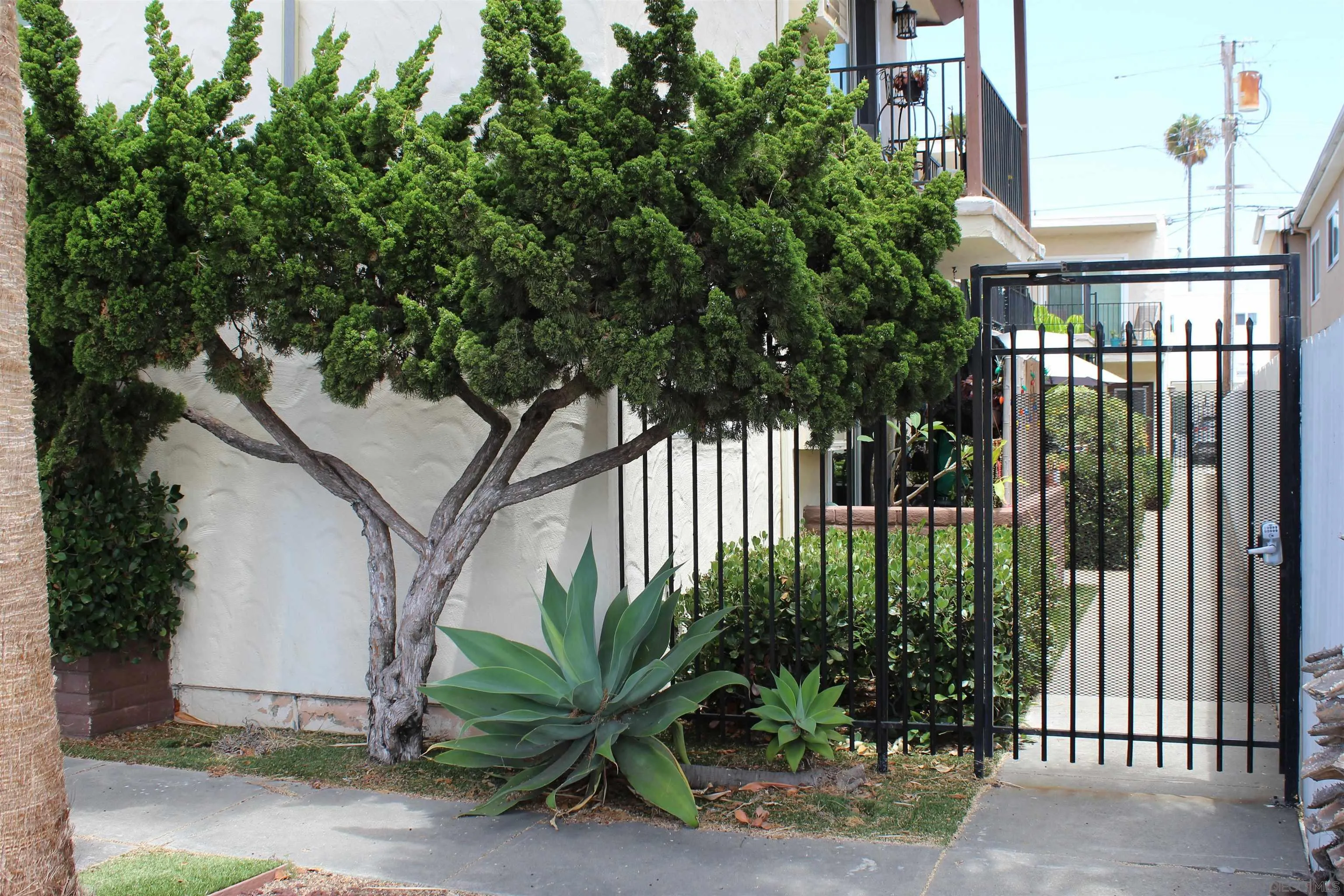 4437 Cleveland Avenue, San Diego, CA 92103 - Photo 2 of 10, San Diego, CA