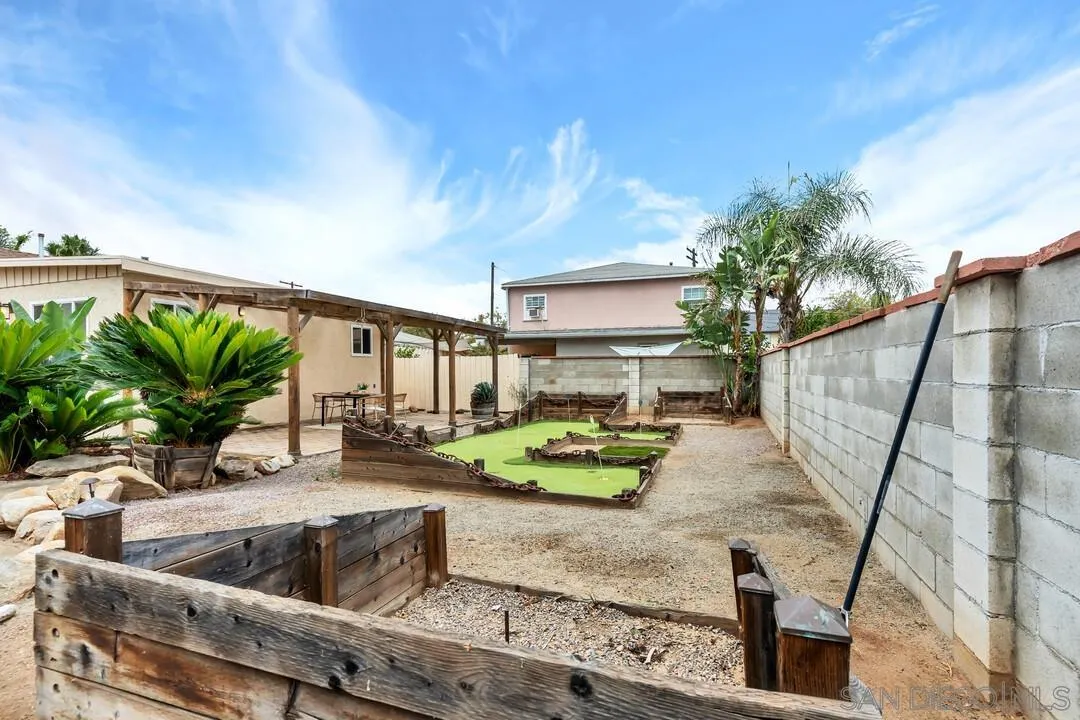 https://cdn.realtyfeed.com/cdn/127/260022365/2a7bfba43507f4a323e38e5fefbfa08b.webp