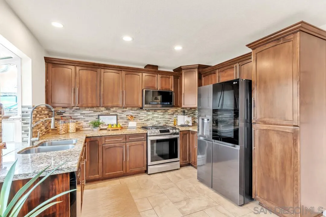 370 Wisconsin Ave, El Cajon, CA 92020 - Main photo, El Cajon, CA