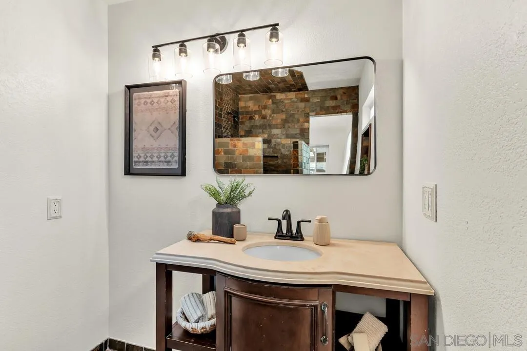 https://cdn.realtyfeed.com/cdn/127/260022365/ddd6f796698b0b407262a6457b2b5428.webp