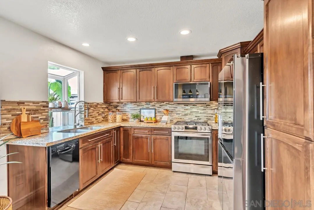 https://cdn.realtyfeed.com/cdn/127/260022365/e5d31378e6030df722293fd5f4c94cef.webp