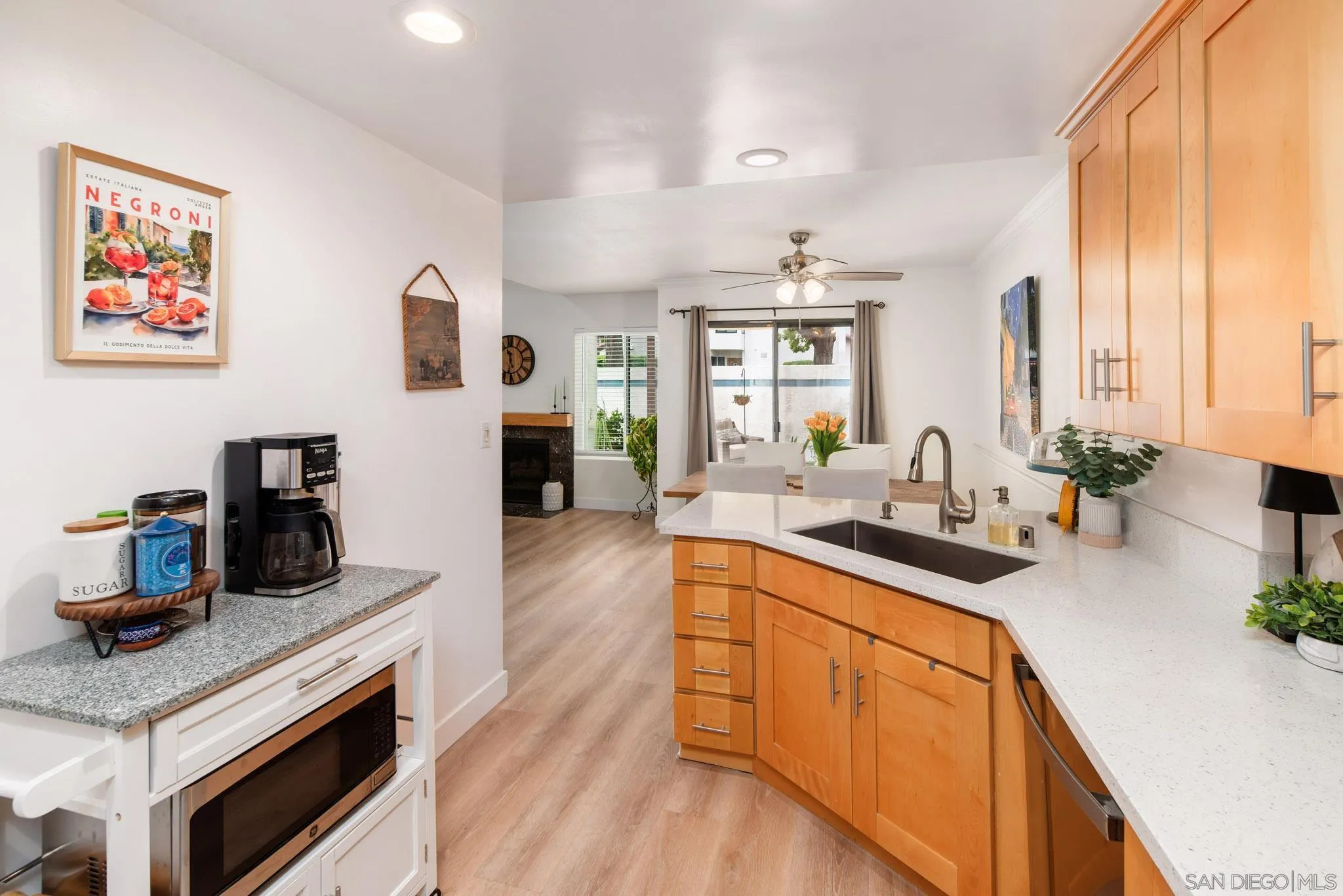 https://cdn.realtyfeed.com/cdn/127/260022367/338b600883996e54fea4bfa0445ba09d.webp