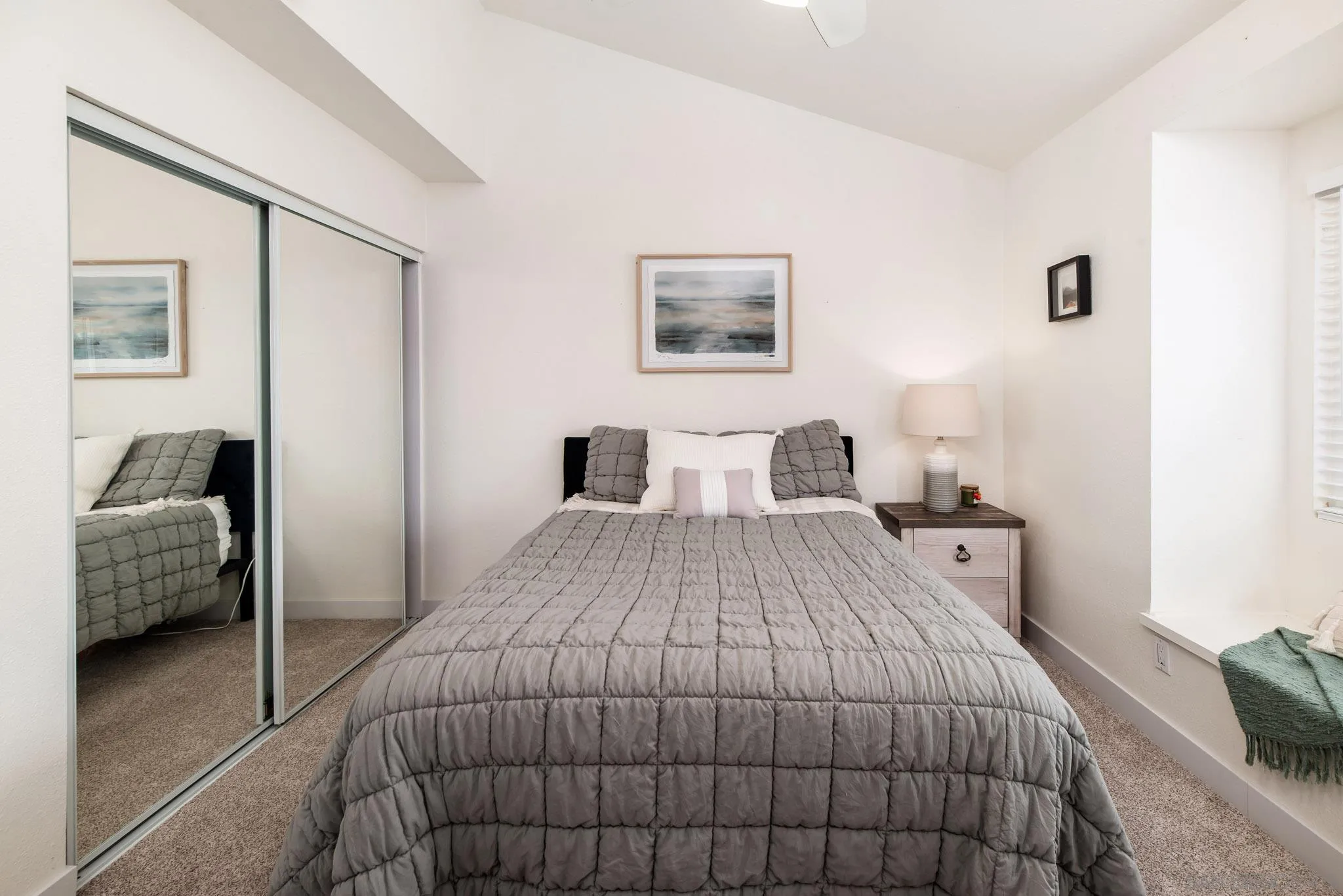 https://cdn.realtyfeed.com/cdn/127/260022367/53ee272bfb2432443f6f1de64a4aac67.webp