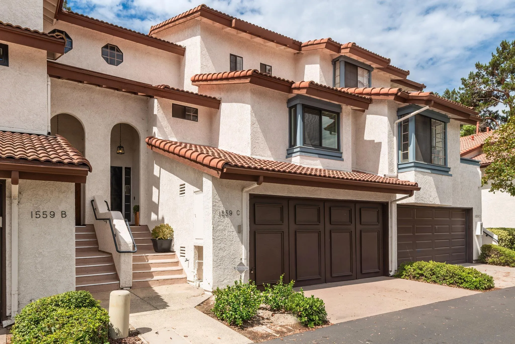 https://cdn.realtyfeed.com/cdn/127/260022367/5e8a20da944f5dd14c75cdd6c02eeb64.webp