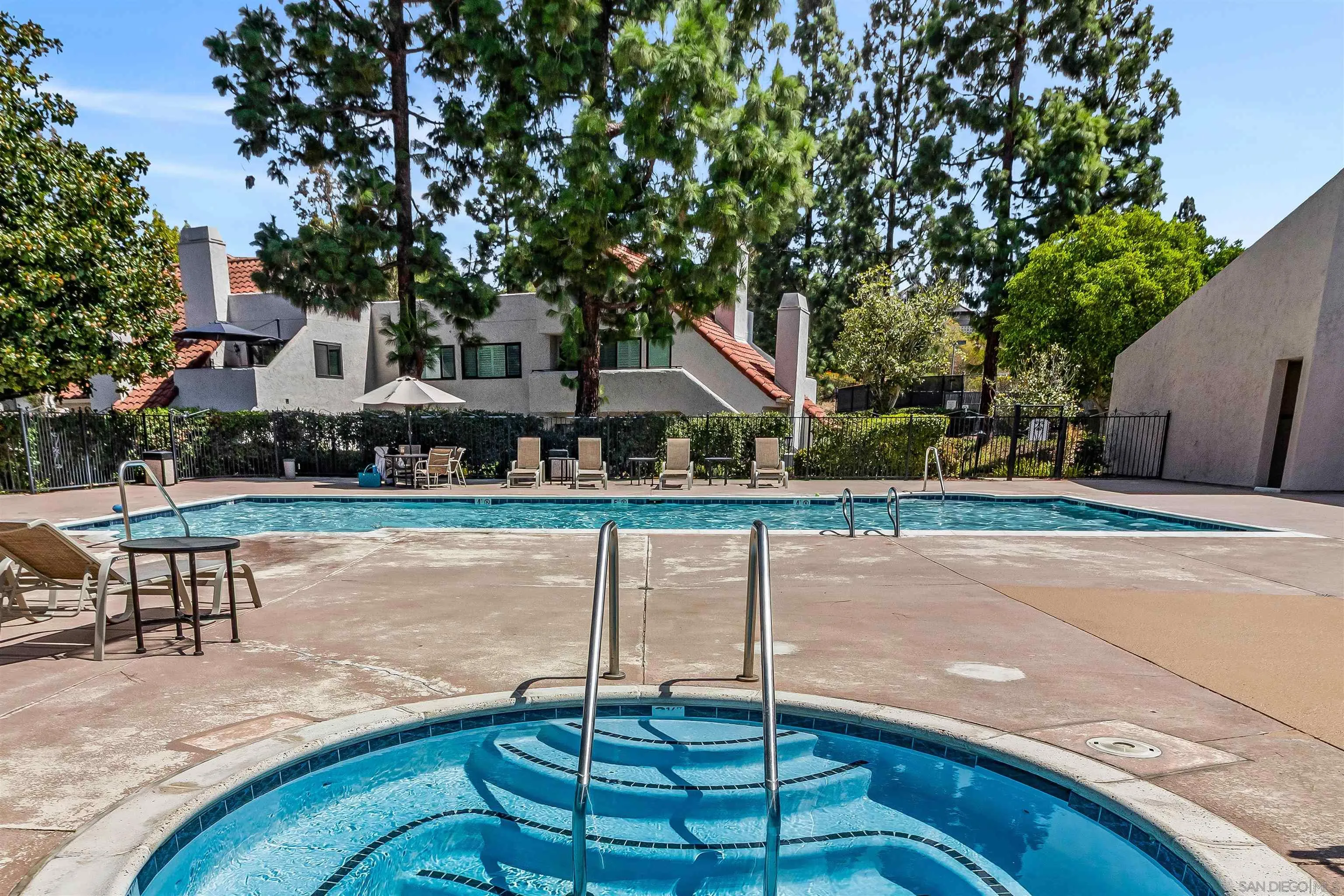 https://cdn.realtyfeed.com/cdn/127/260022369/73284cde065154736be0fe538eee2ca9.webp