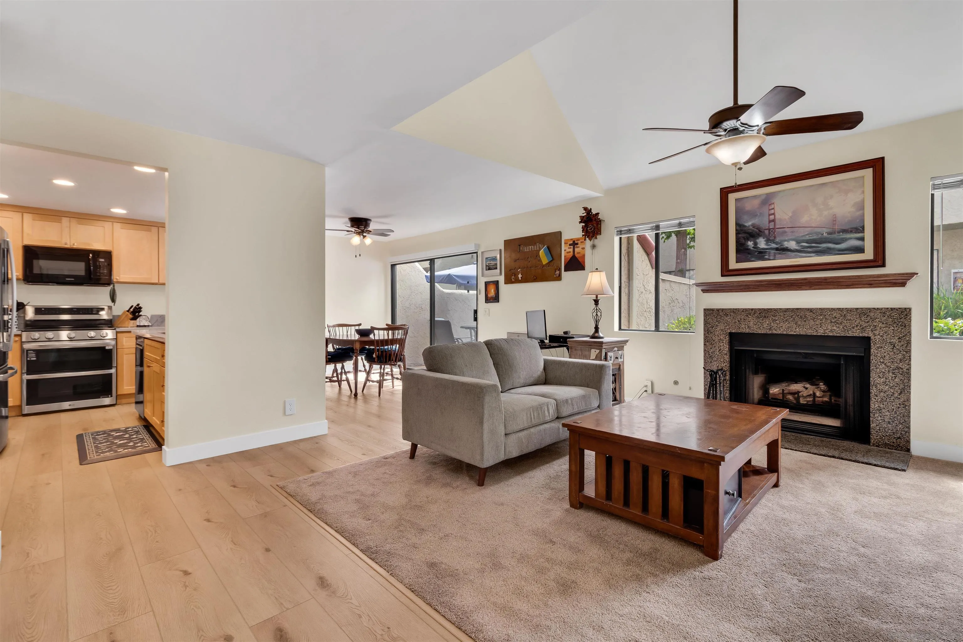 https://cdn.realtyfeed.com/cdn/127/260022369/8d0f675c1bb7100389df7778b96b4a7d.webp