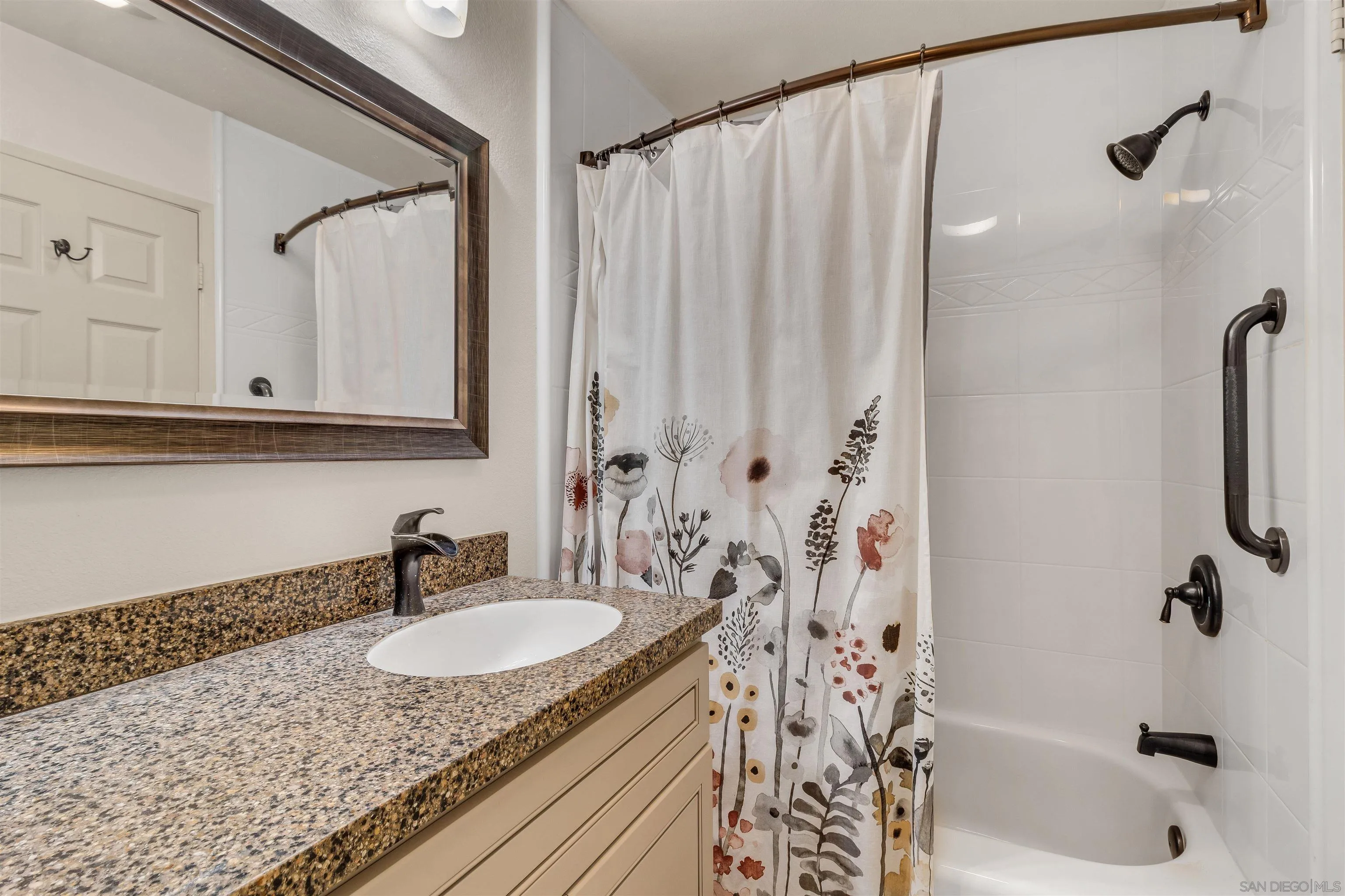 https://cdn.realtyfeed.com/cdn/127/260022369/9b9818904dfe91ae6c9fc7f450d21aee.webp