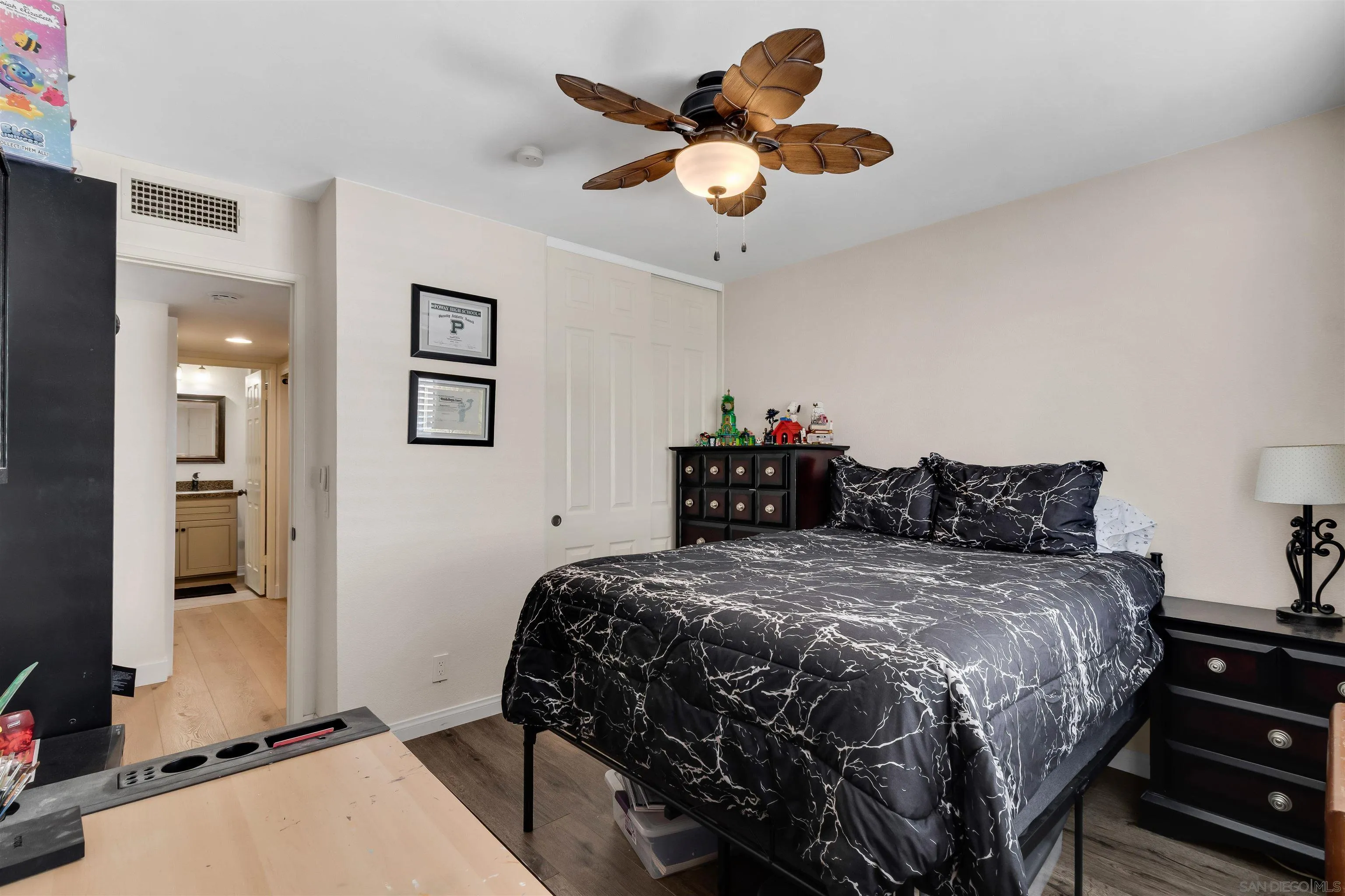 https://cdn.realtyfeed.com/cdn/127/260022369/c64f2a4f2ff3ed528e3ba4f02cb613cd.webp