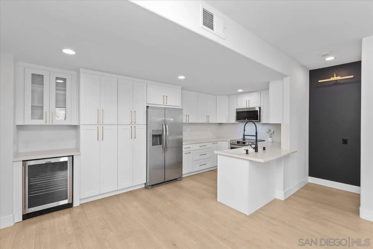 https://cdn.realtyfeed.com/cdn/127/260022374/71ffebc960b931b8454425fda48209f8.webp