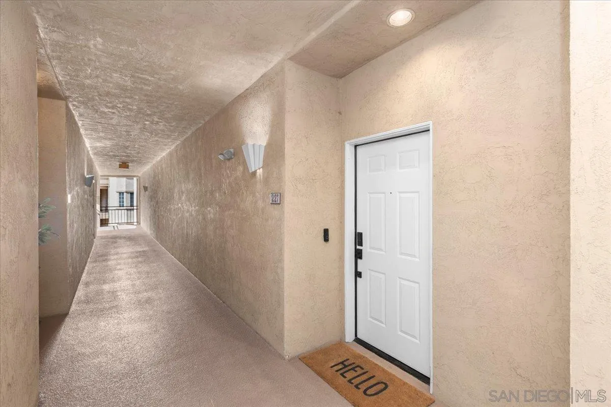 https://cdn.realtyfeed.com/cdn/127/260022374/74ffa2d82f03c54603590b8b0f8aac4b.webp