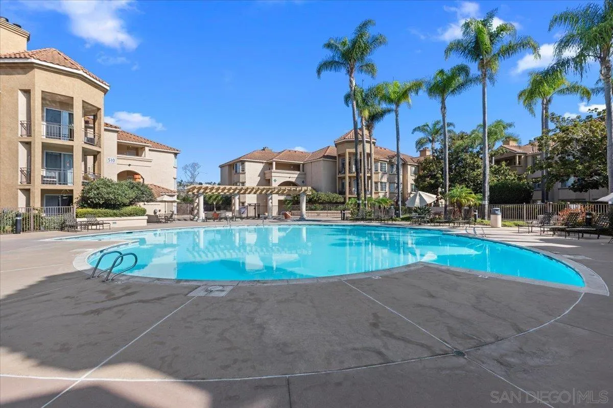 https://cdn.realtyfeed.com/cdn/127/260022374/87cb99c75fffc37ef6f945b81a05e1ee.webp