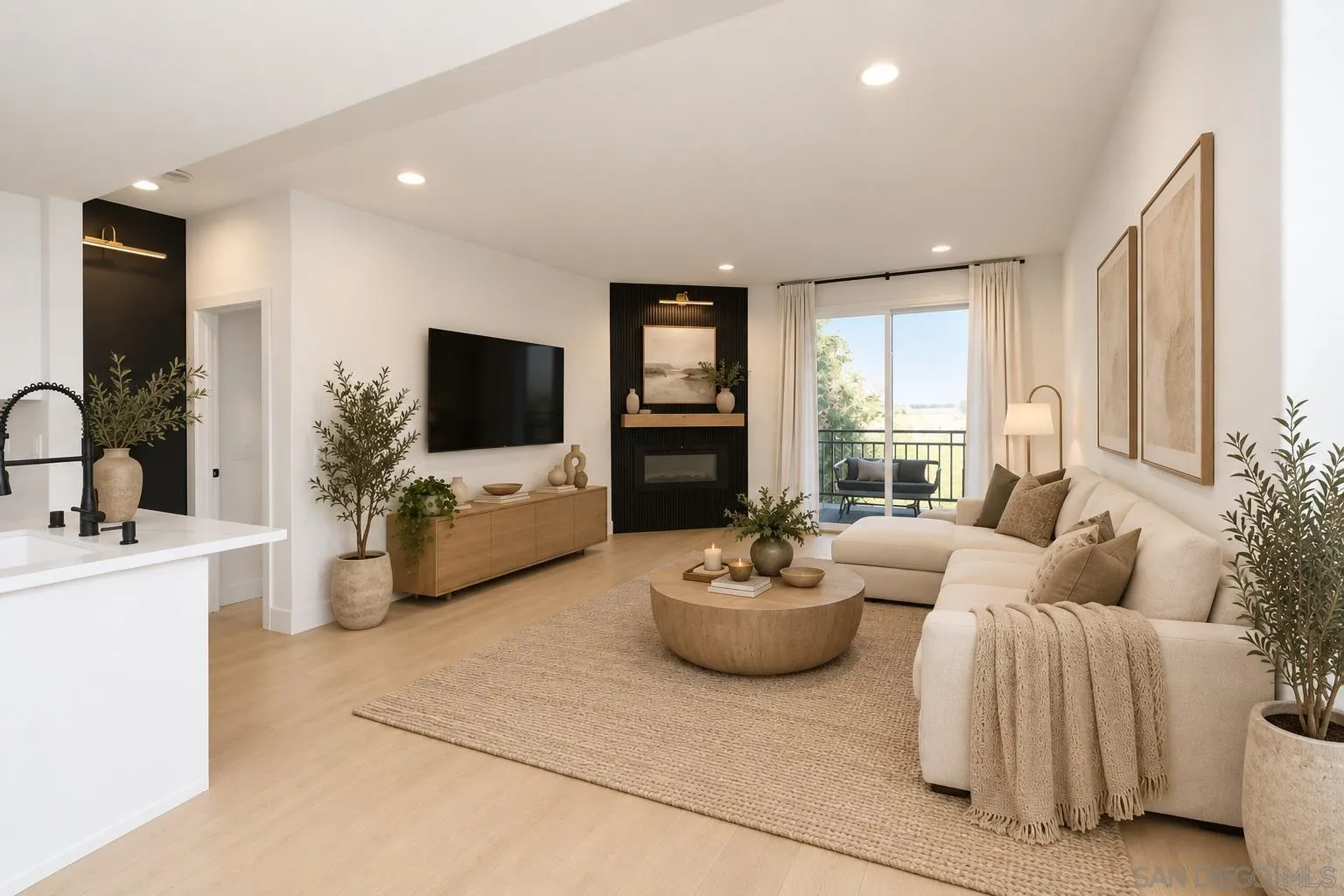 https://cdn.realtyfeed.com/cdn/127/260022374/afe6fc4c03f8a299eda37026f2de2733.webp