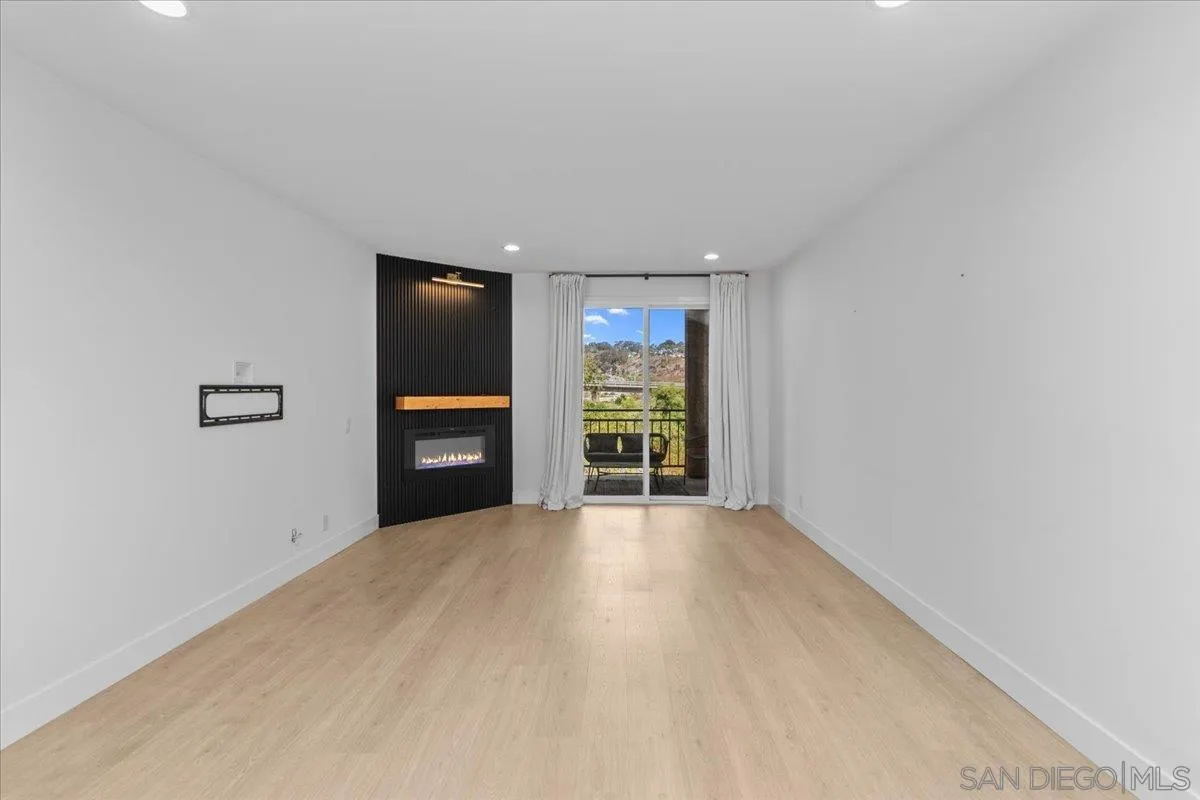 https://cdn.realtyfeed.com/cdn/127/260022374/c3eb9b73a17872dd2250ef874a0c9b22.webp
